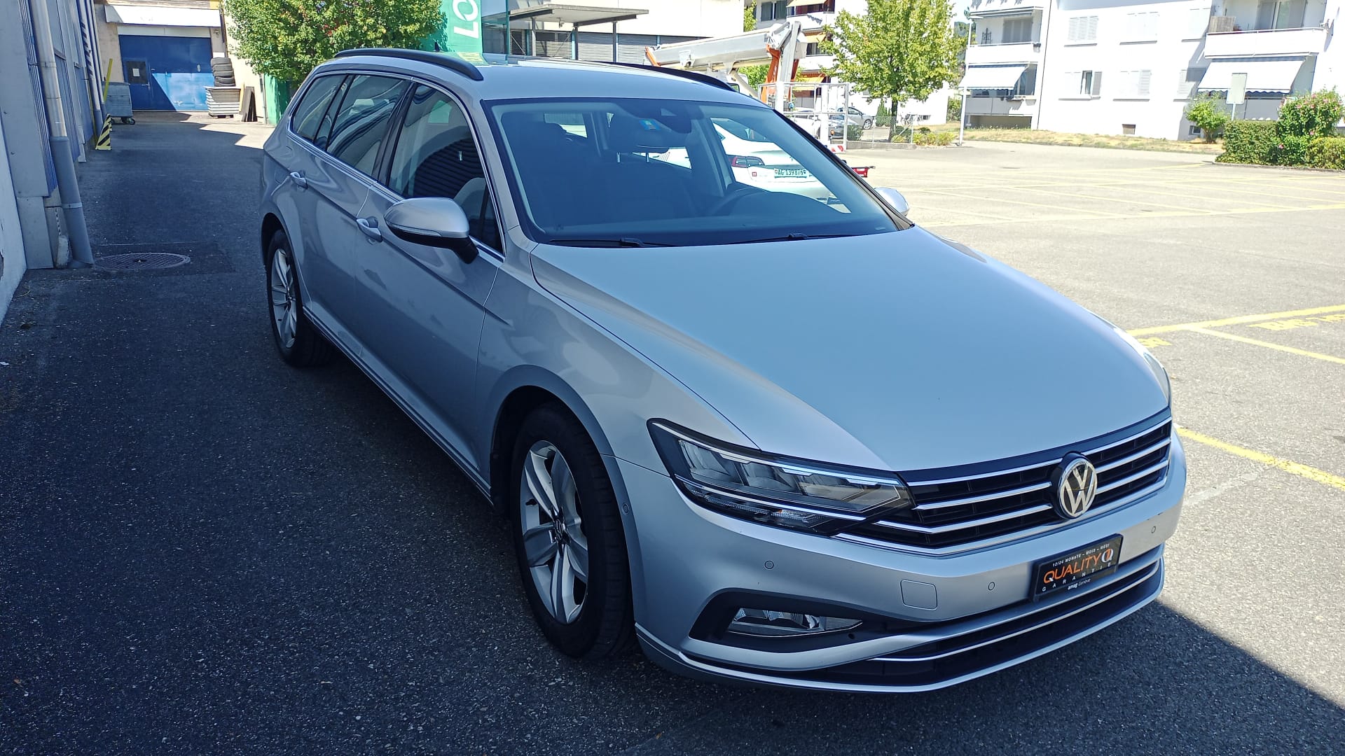 VW Passat 2.0 TDI BMT Business 4Motion DSG-image-0