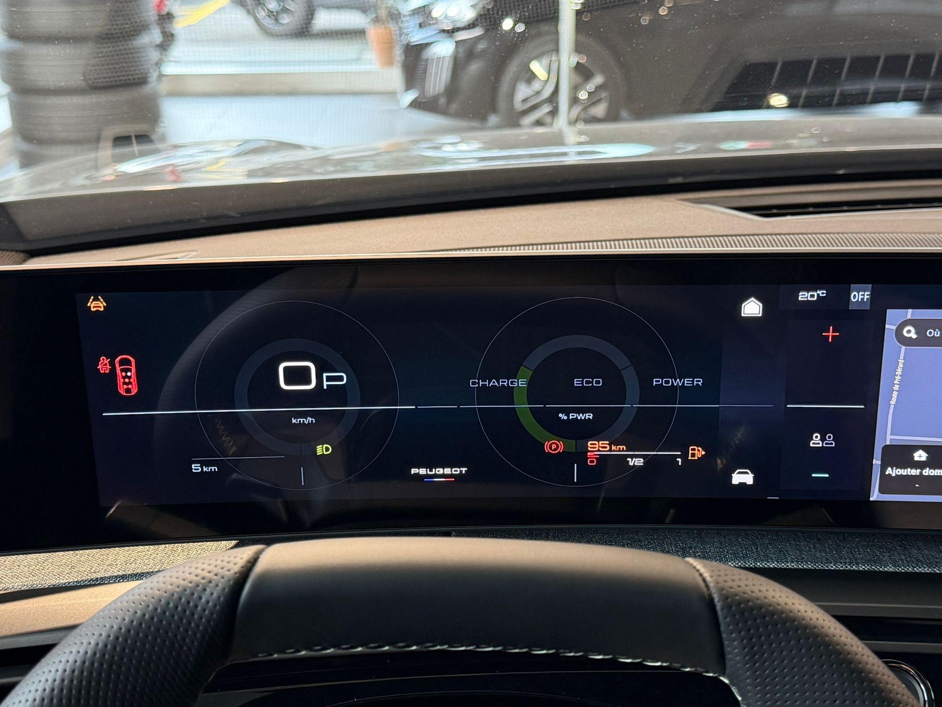 PEUGEOT 5008 1.2 Hybrid GT-image-21