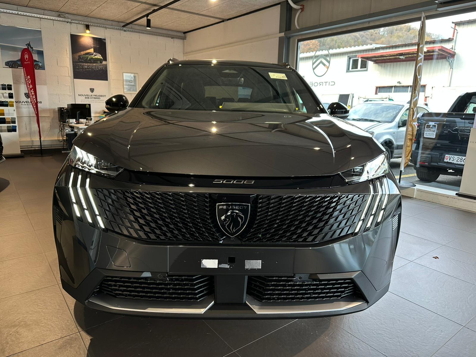 PEUGEOT 5008 1.2 Hybrid GT-image-5