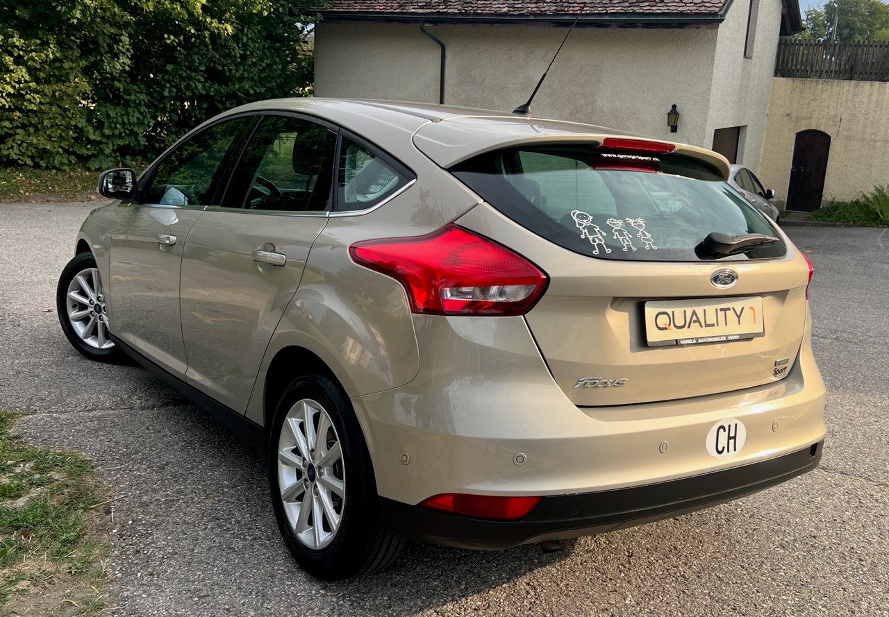FORD Focus 1.0 SCTi Titanium-image-3