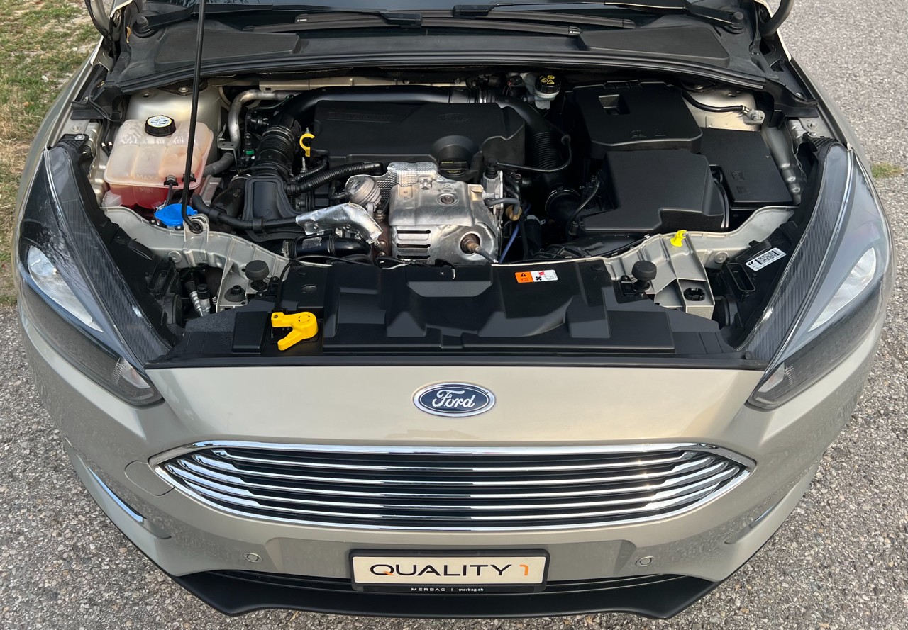 FORD Focus 1.0 SCTi Titanium-image-12