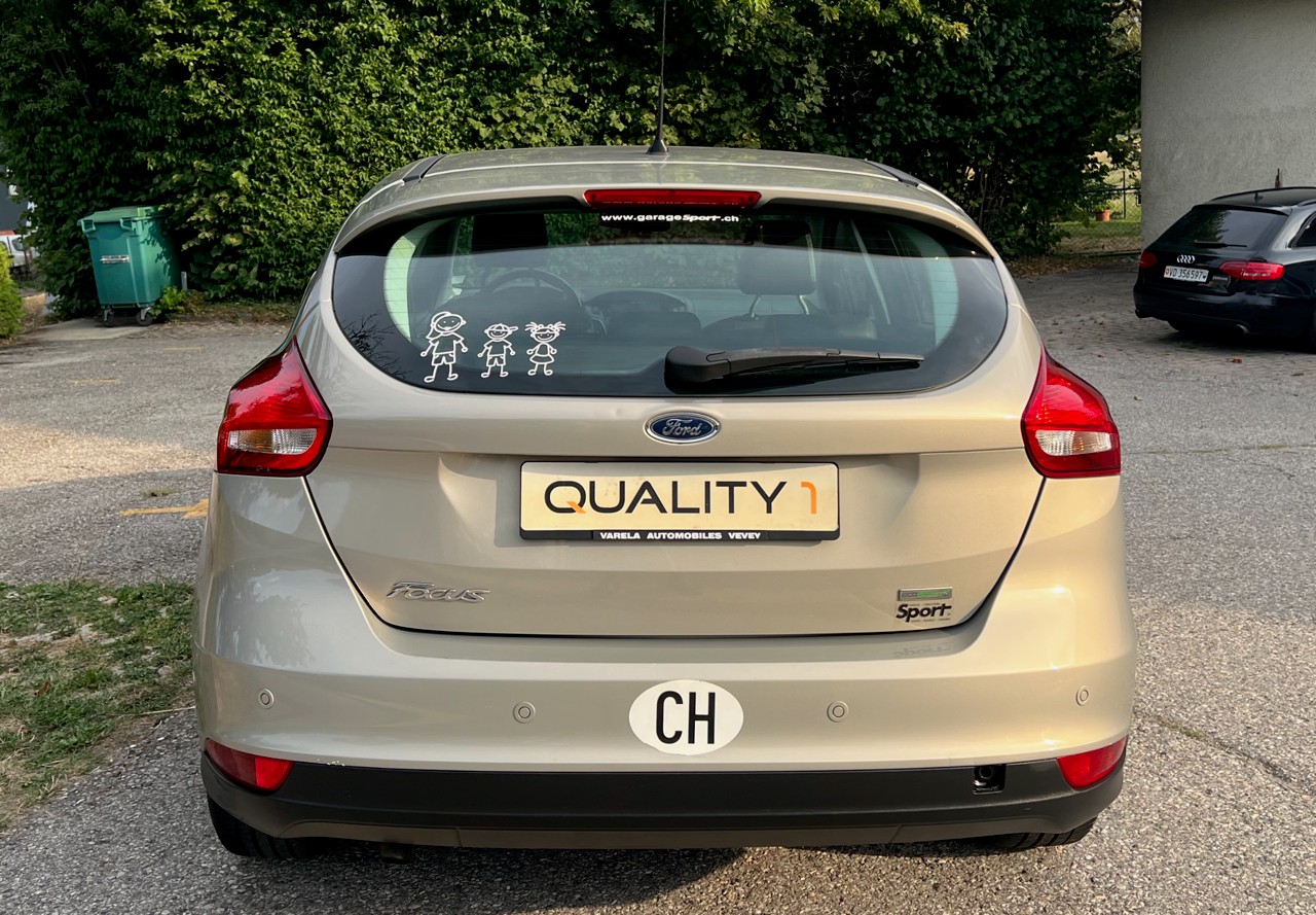 FORD Focus 1.0 SCTi Titanium-image-1