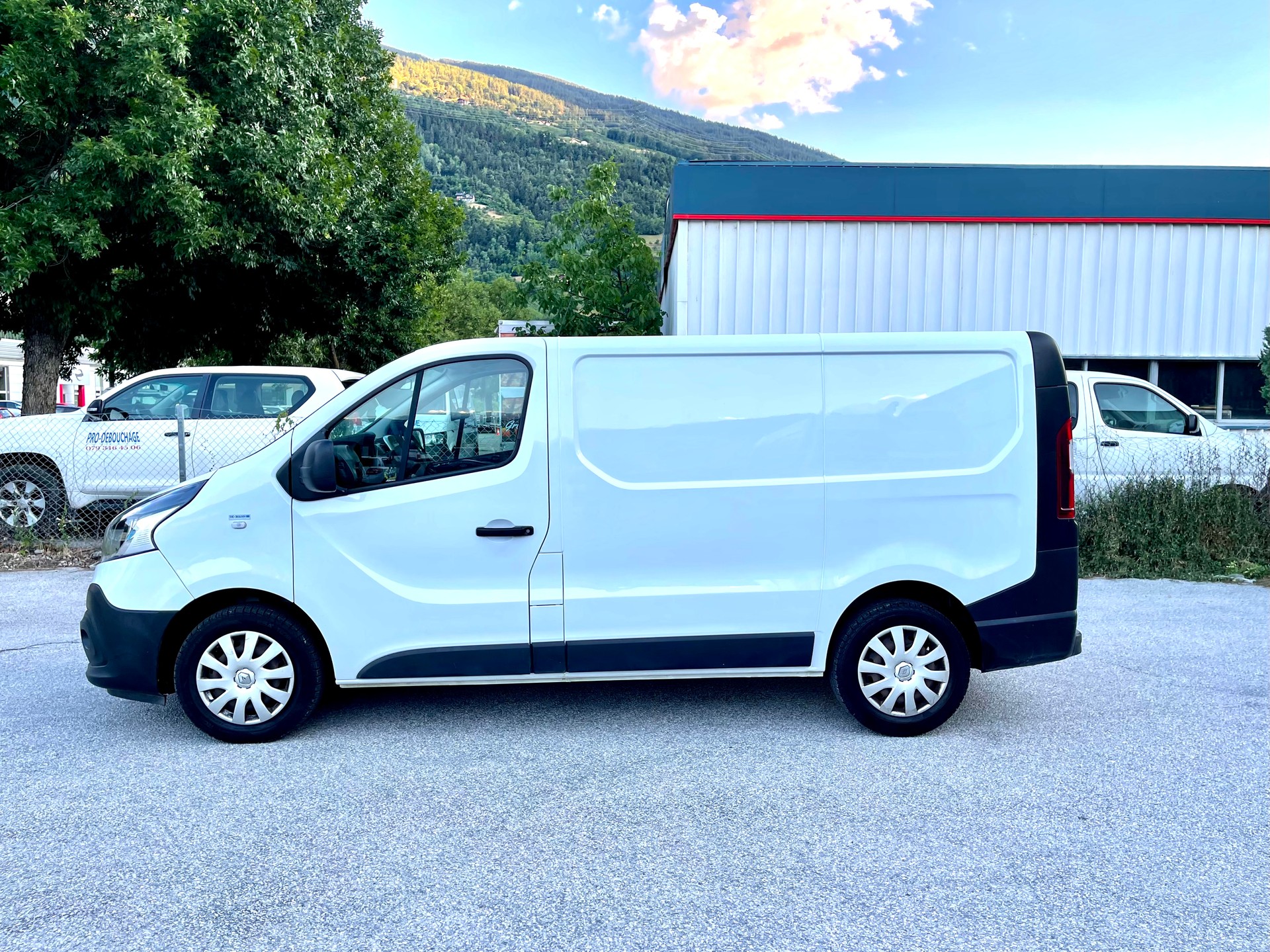 RENAULT Trafic 1.6 ENERGY TwinT. dCi125 2.9t Busin. L1H1-image-21
