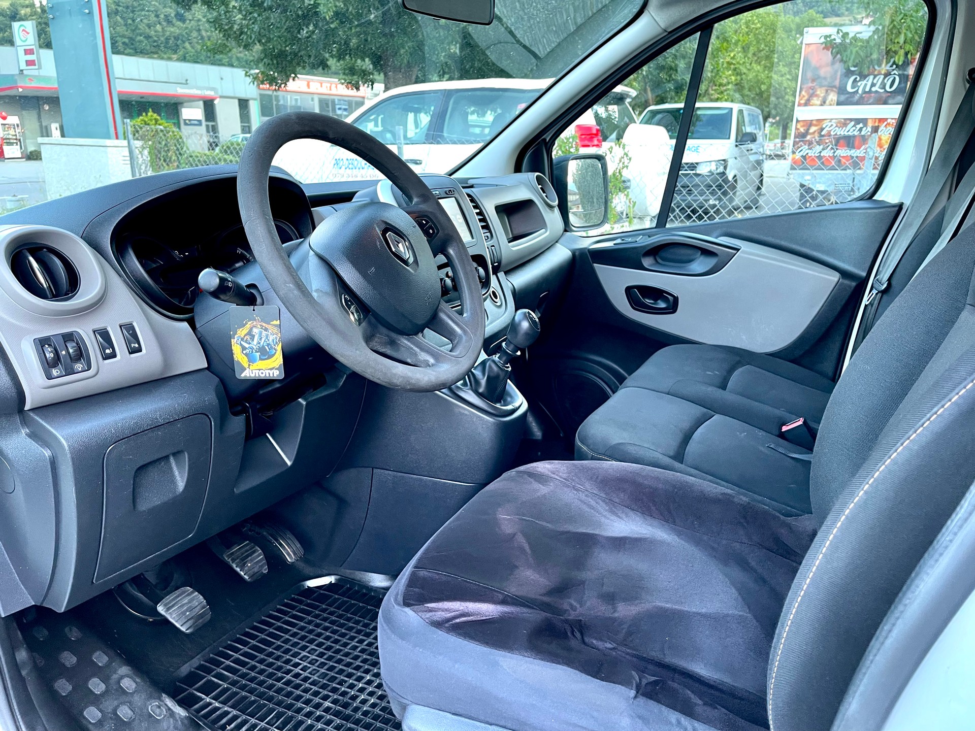 RENAULT Trafic 1.6 ENERGY TwinT. dCi125 2.9t Busin. L1H1-image-19