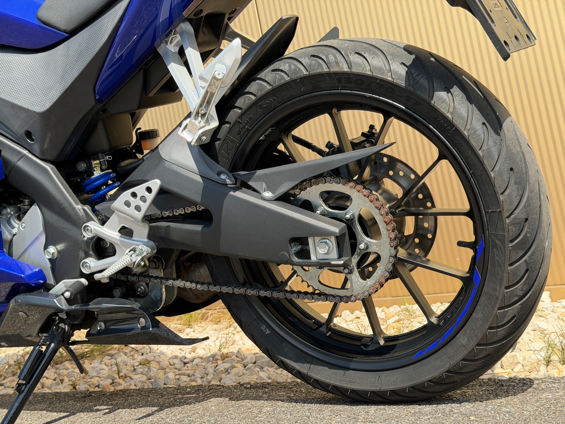 YAMAHA YZF-R 125-image-13
