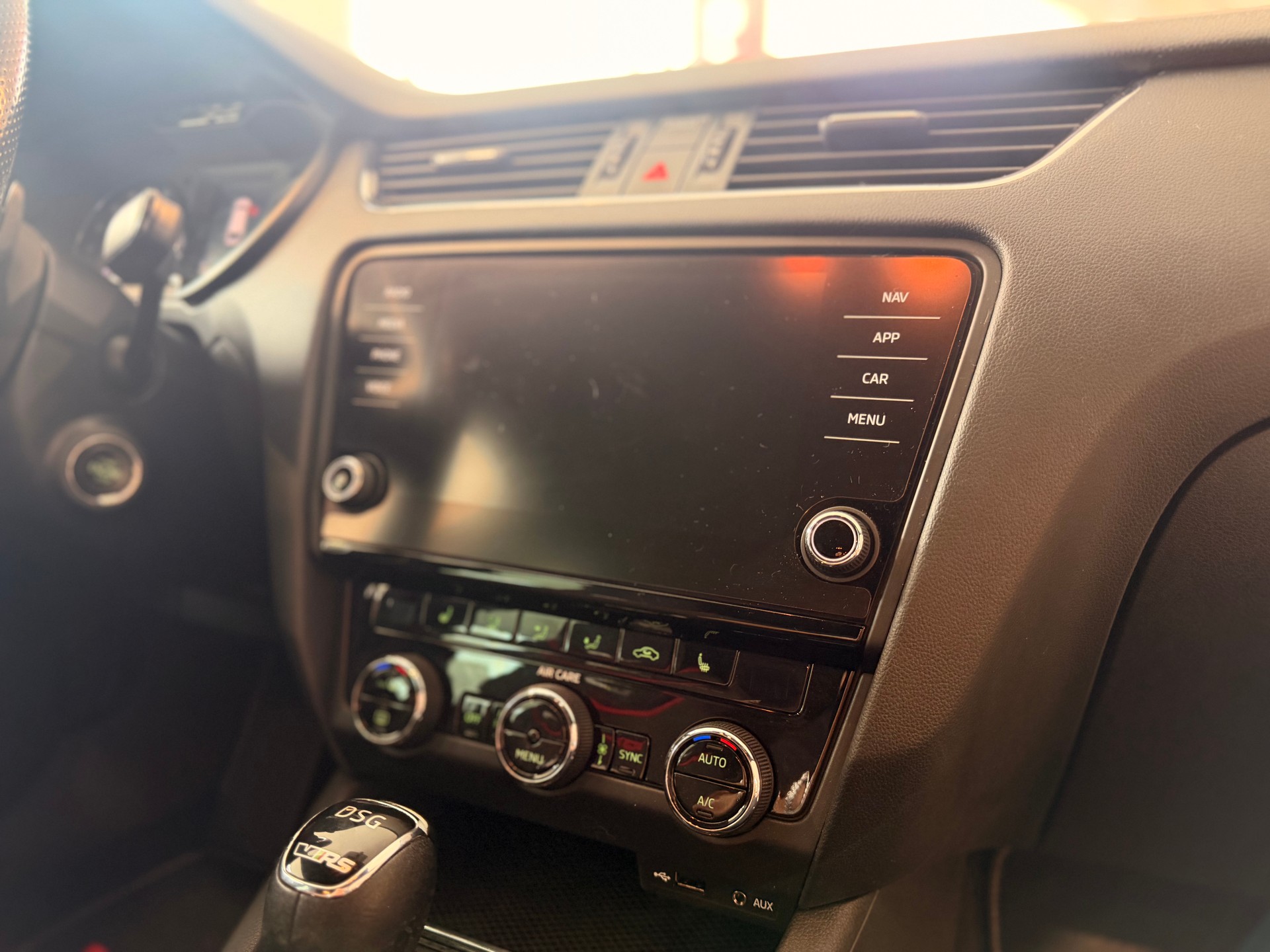SKODA Octavia Combi 2.0 TDI RS Prag 4x4 DSG-image-22
