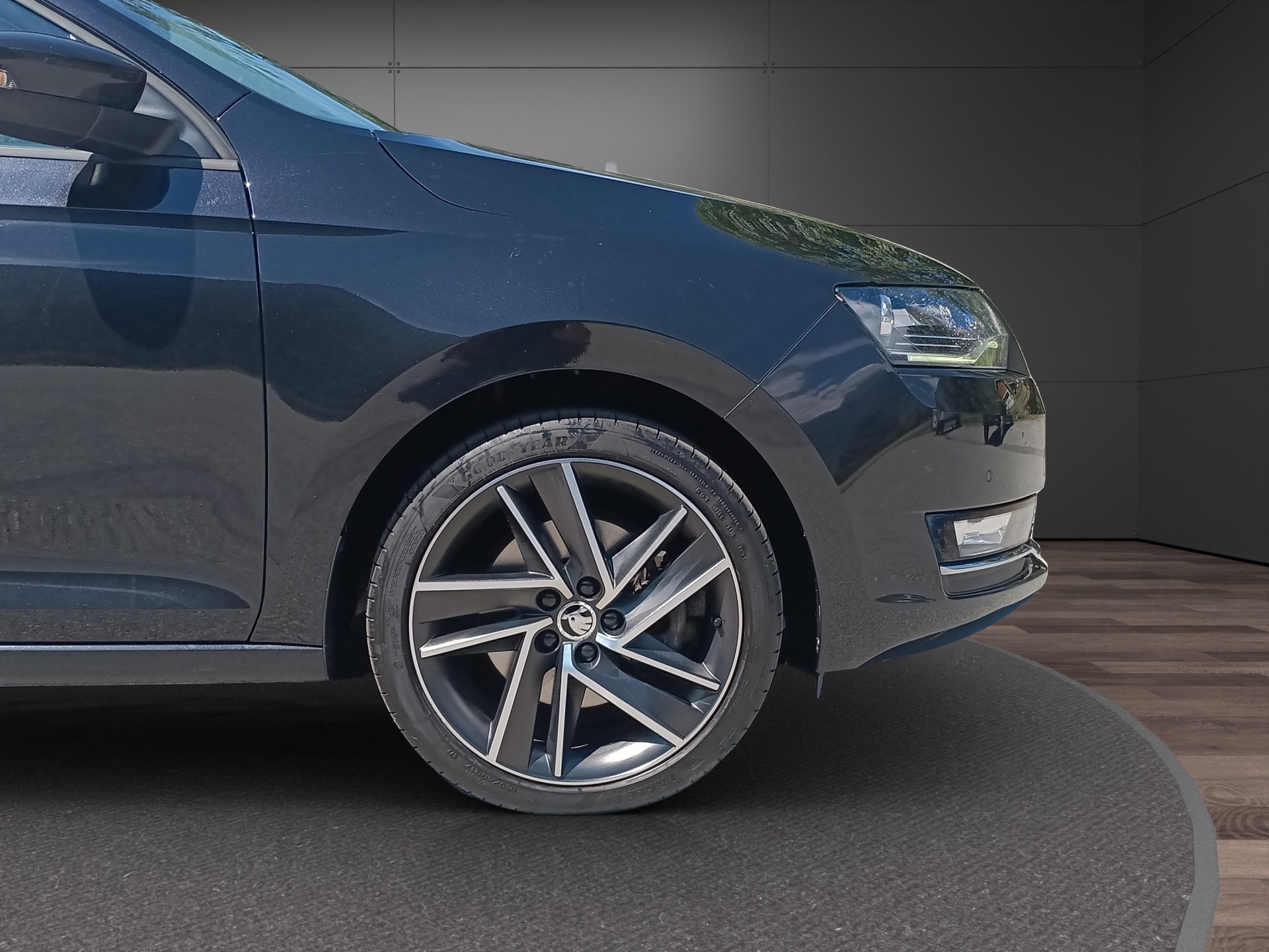 SKODA Rapid Spaceback 1.4 TSI Style DSG-image-21