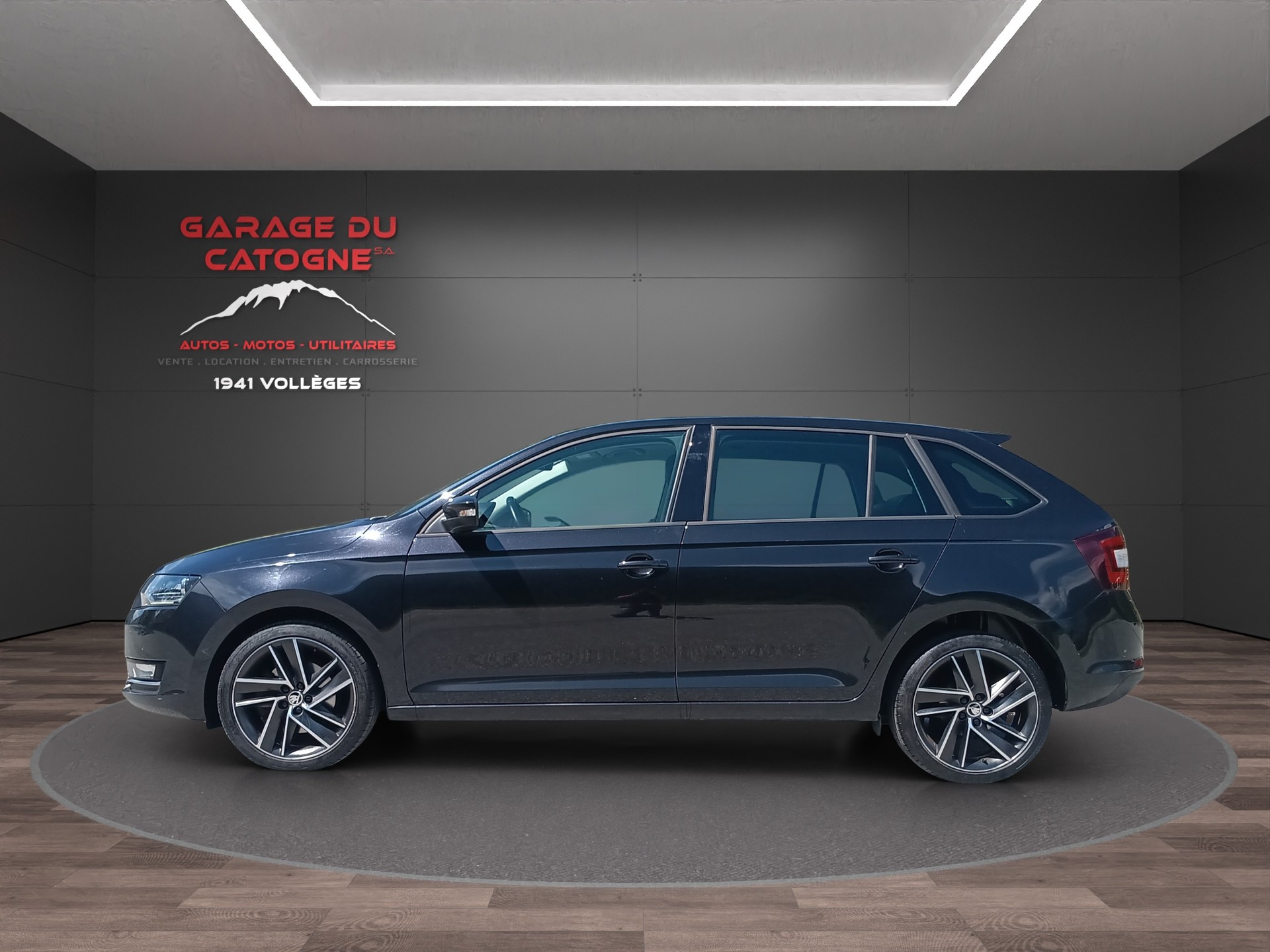 SKODA Rapid Spaceback 1.4 TSI Style DSG-image-3