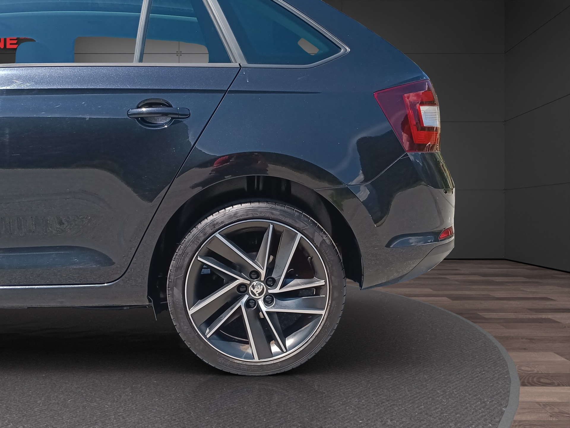 SKODA Rapid Spaceback 1.4 TSI Style DSG-image-19