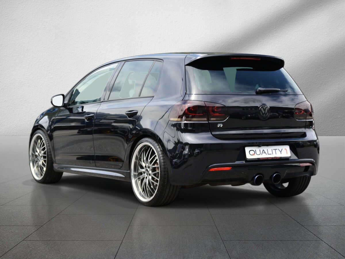 VW Golf 2.0 TSI R 4Motion DSG-image-5