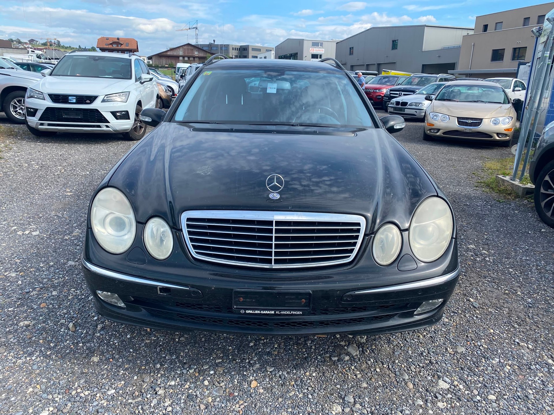 MERCEDES-BENZ E 200 Kompressor Avantgarde-image-2