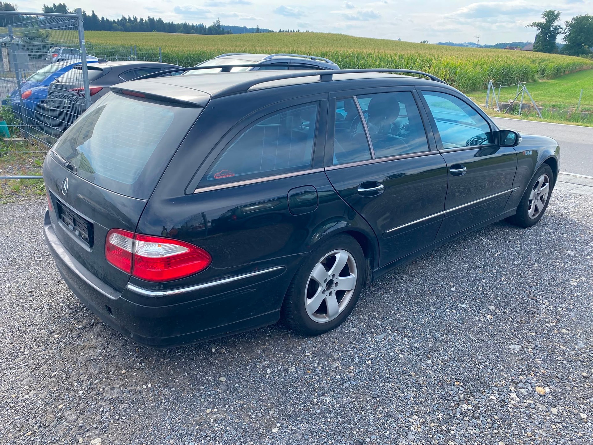 MERCEDES-BENZ E 200 Kompressor Avantgarde-image-3