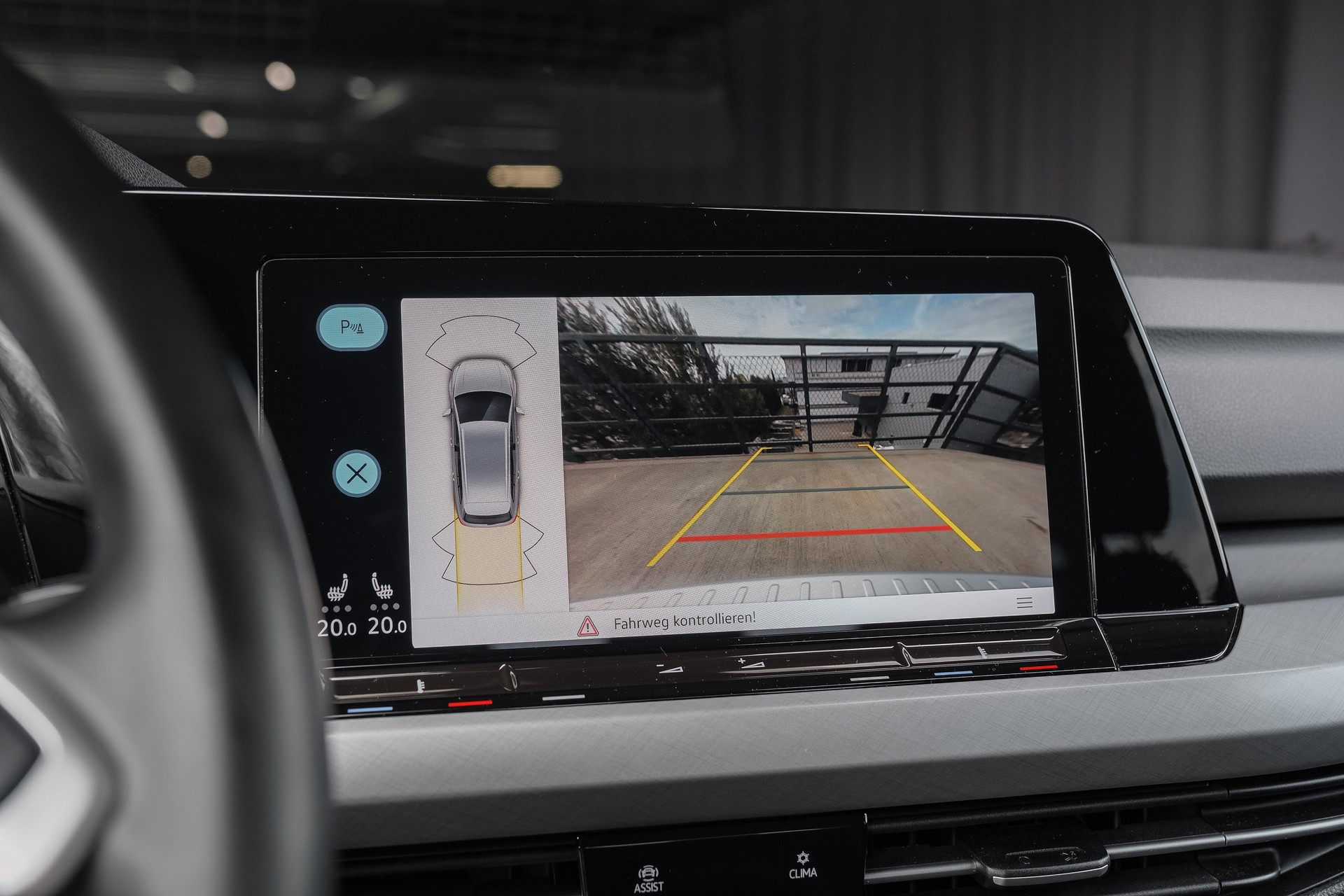 VW Golf 2.0 TDI Alltrack DSG 4Motion-image-18