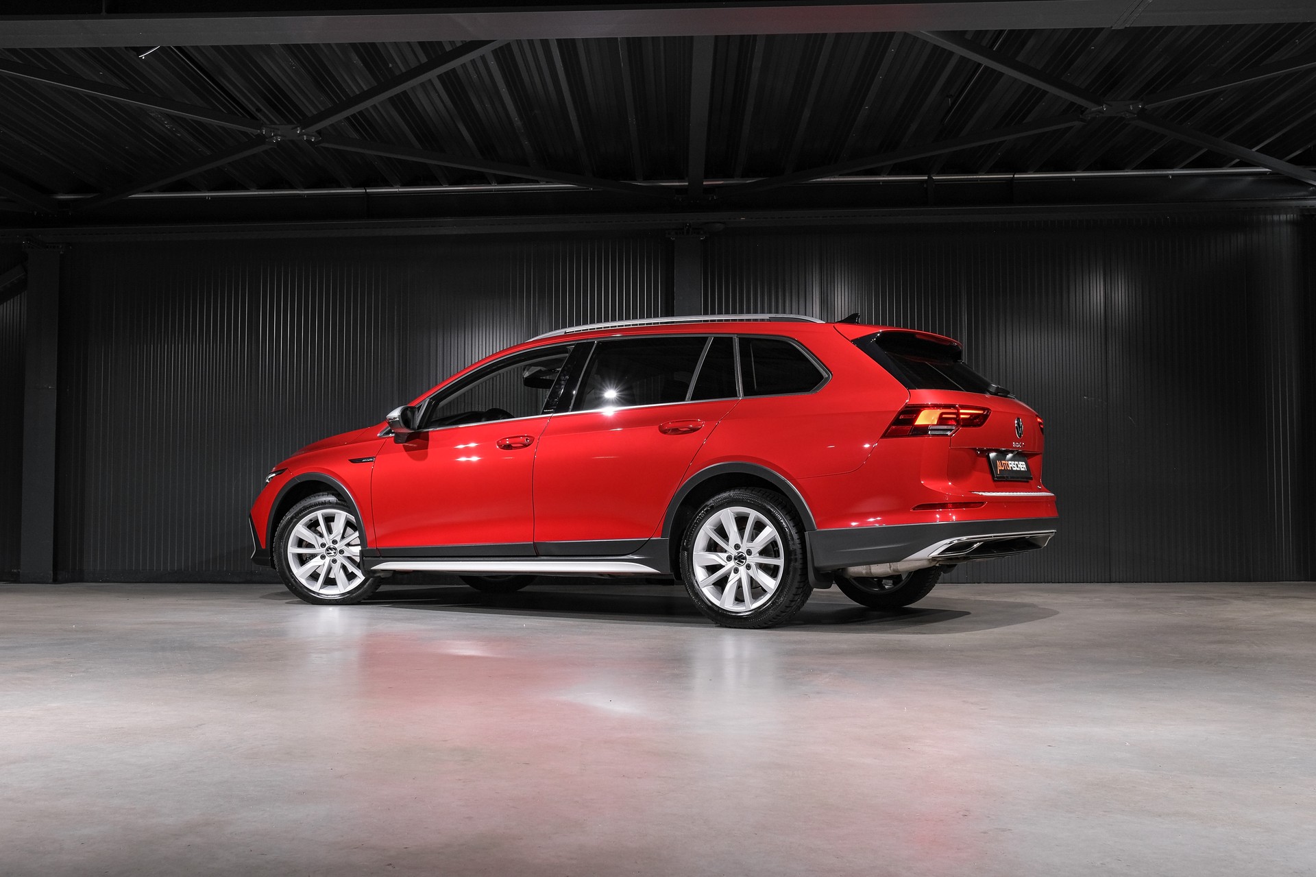 VW Golf 2.0 TDI Alltrack DSG 4Motion-showroom-element-1
