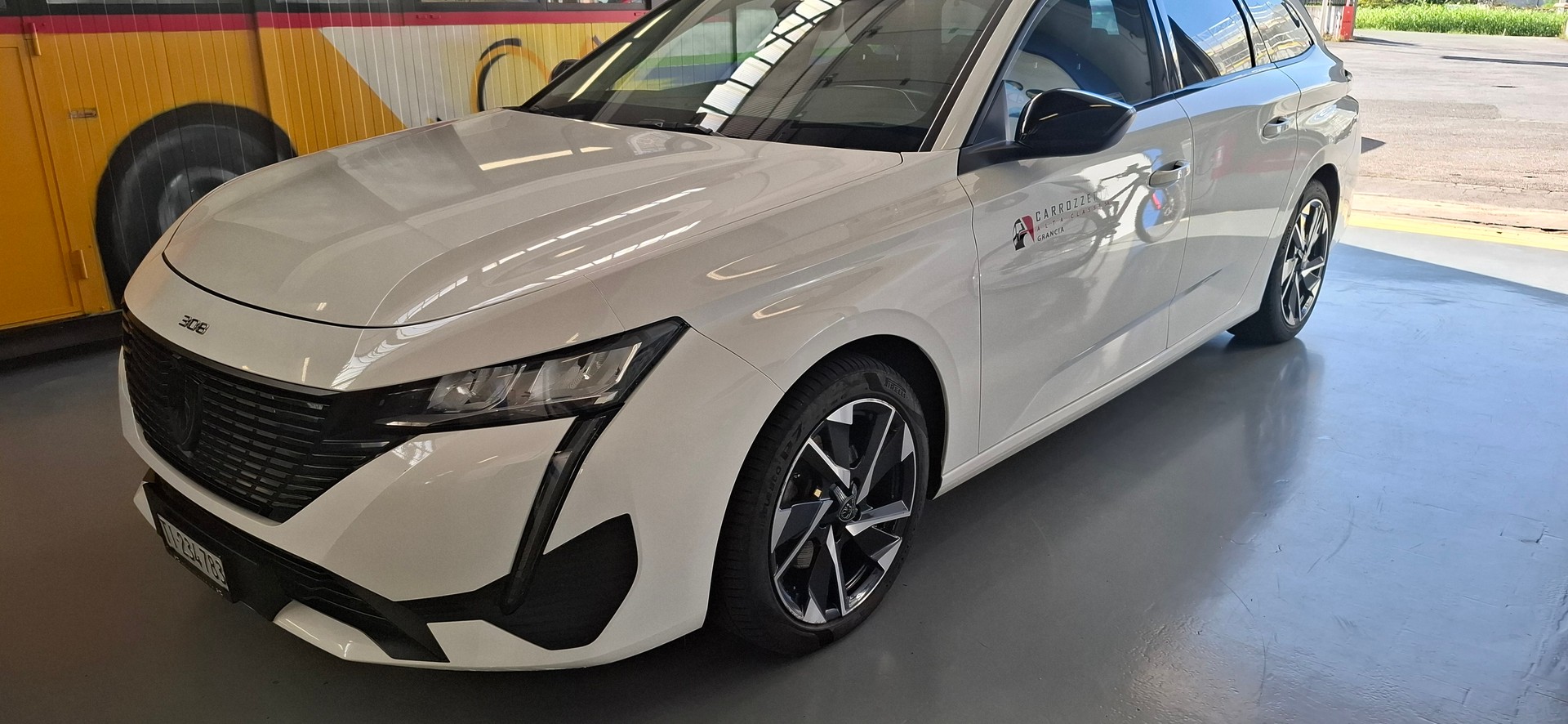 PEUGEOT 1.5 BlueHDi Allure Pack-image-0
