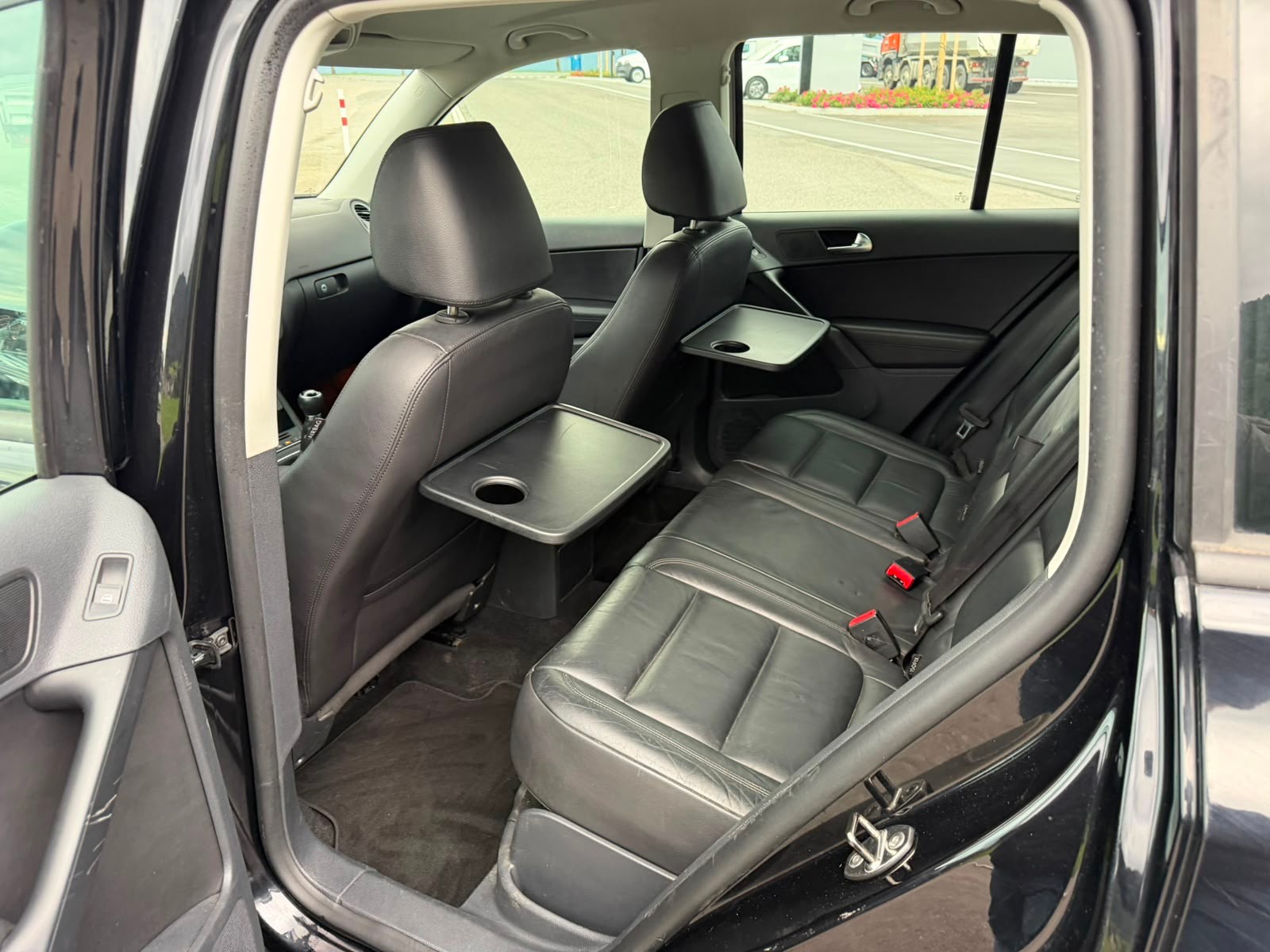 VW Tiguan 1.4 TSI BlueMotion Value 4x2-image-6