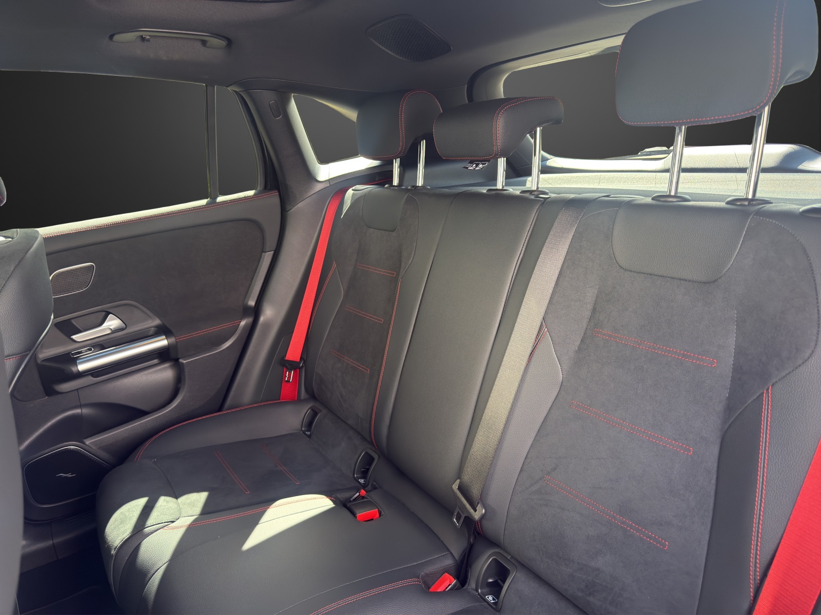 MERCEDES-BENZ GLA AMG 35 4Matic 8G-DCT-image-13
