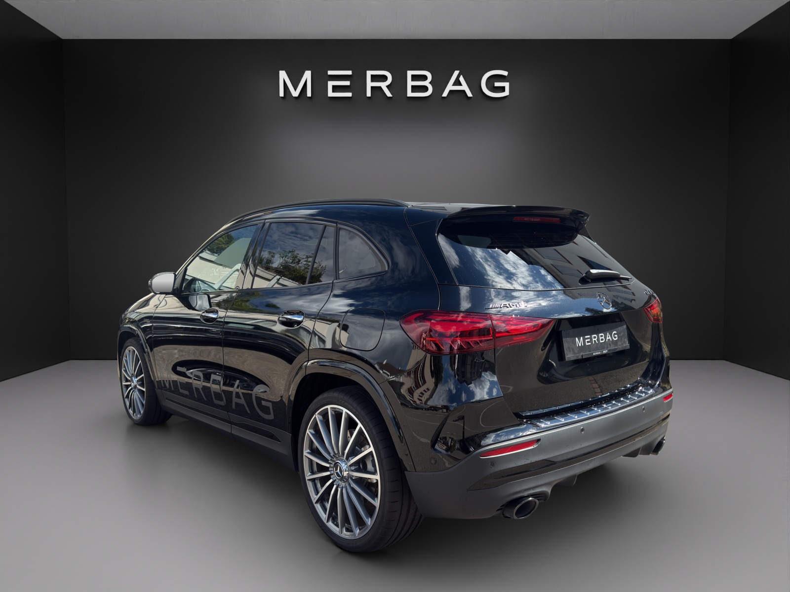 MERCEDES-BENZ GLA AMG 35 4Matic 8G-DCT-image-7