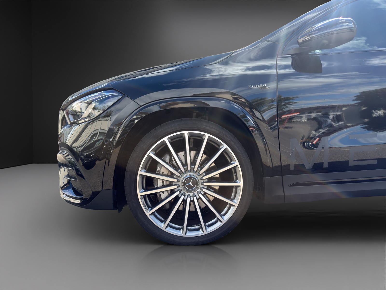 MERCEDES-BENZ GLA AMG 35 4Matic 8G-DCT-image-8