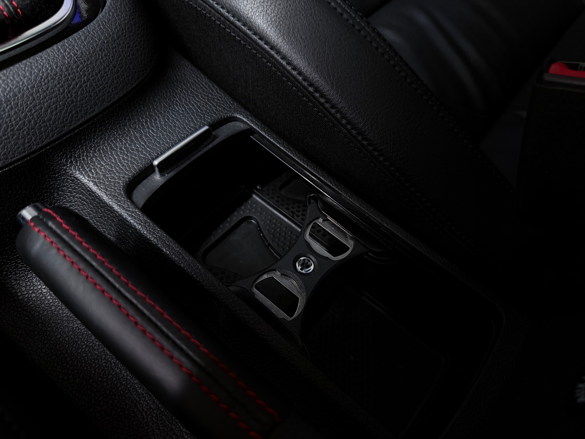 VW Golf 2.0 TSI GTI DSG-image-12