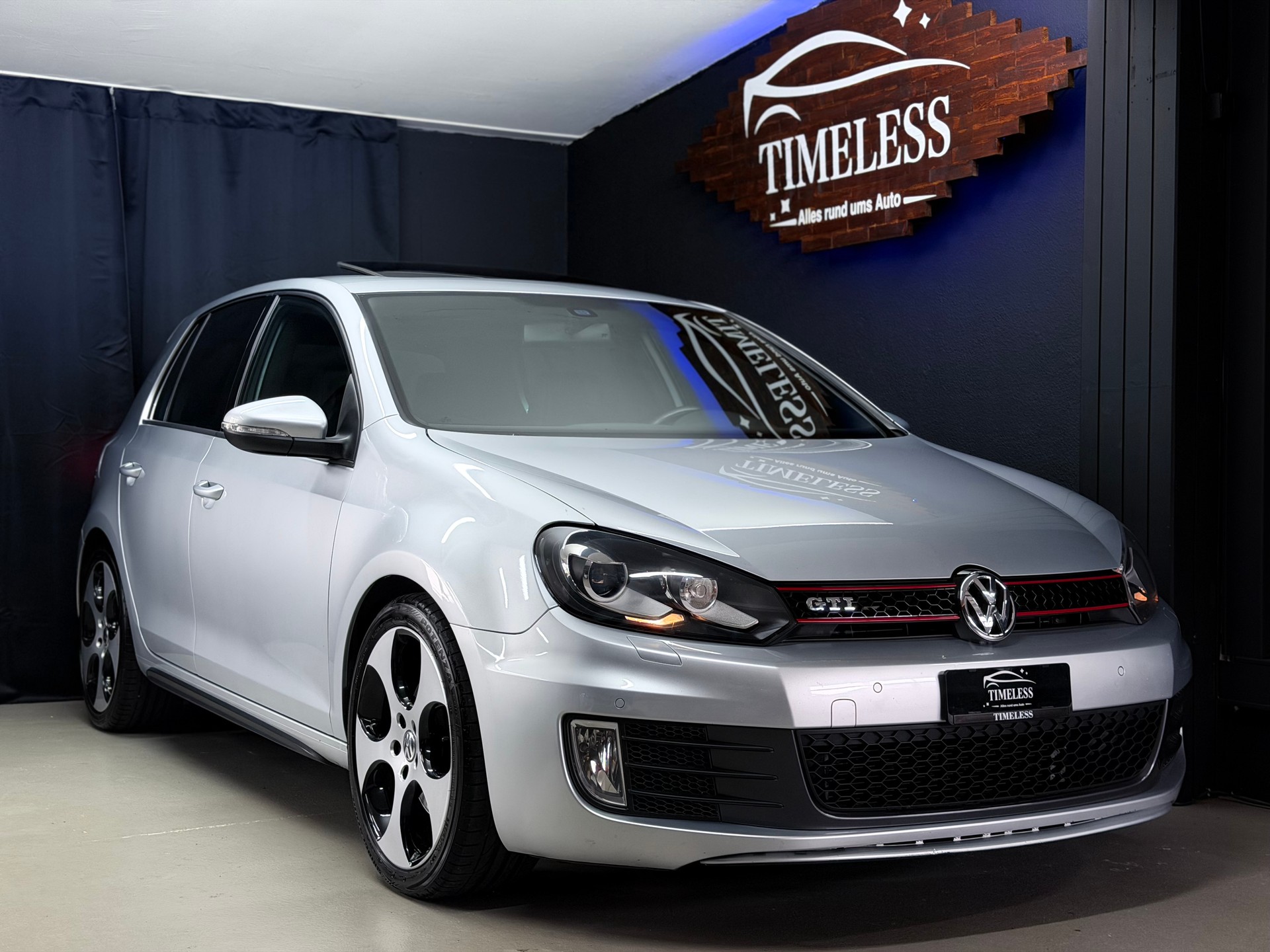 VW Golf 2.0 TSI GTI DSG-image-1