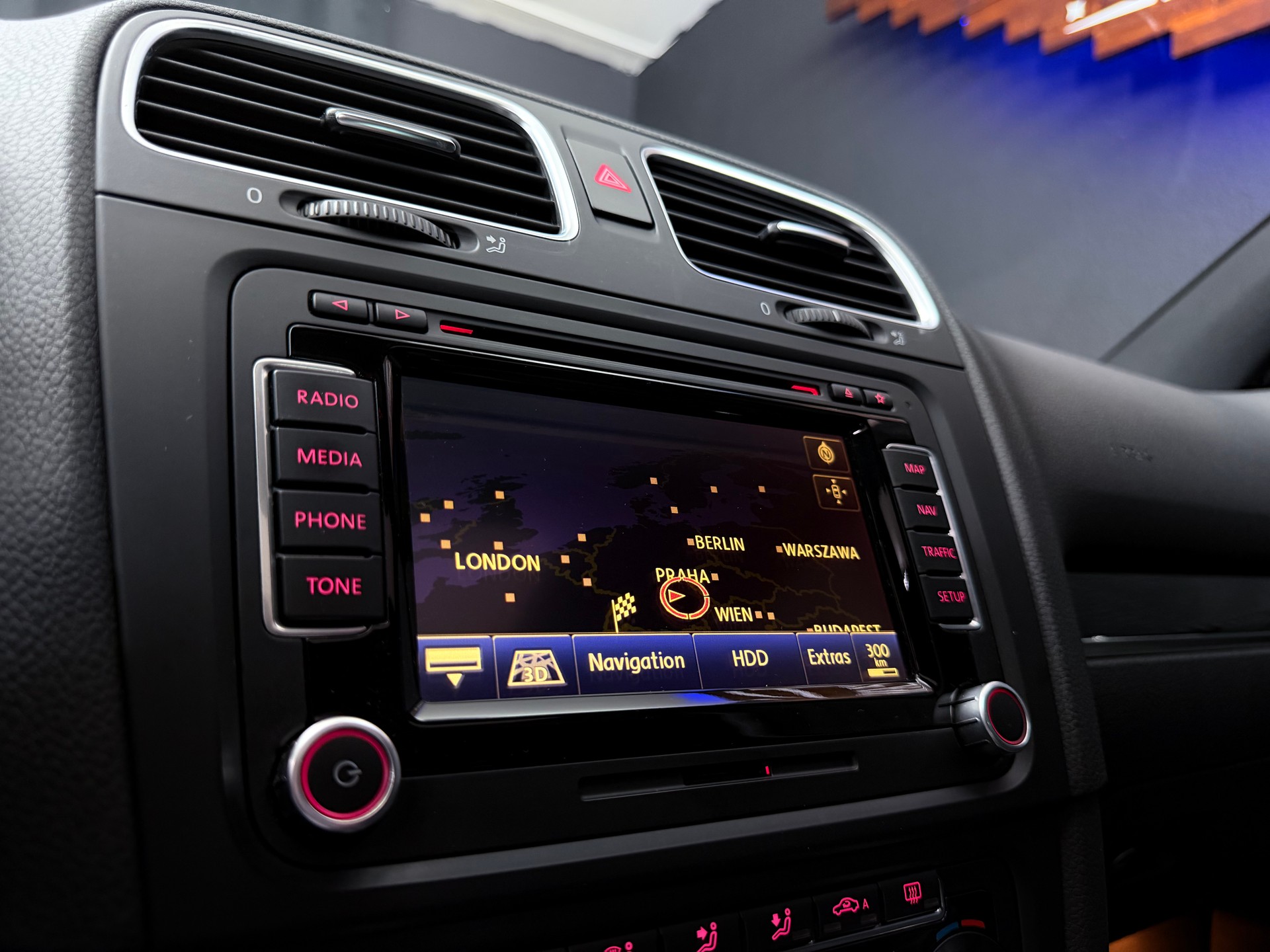 VW Golf 2.0 TSI GTI DSG-image-10
