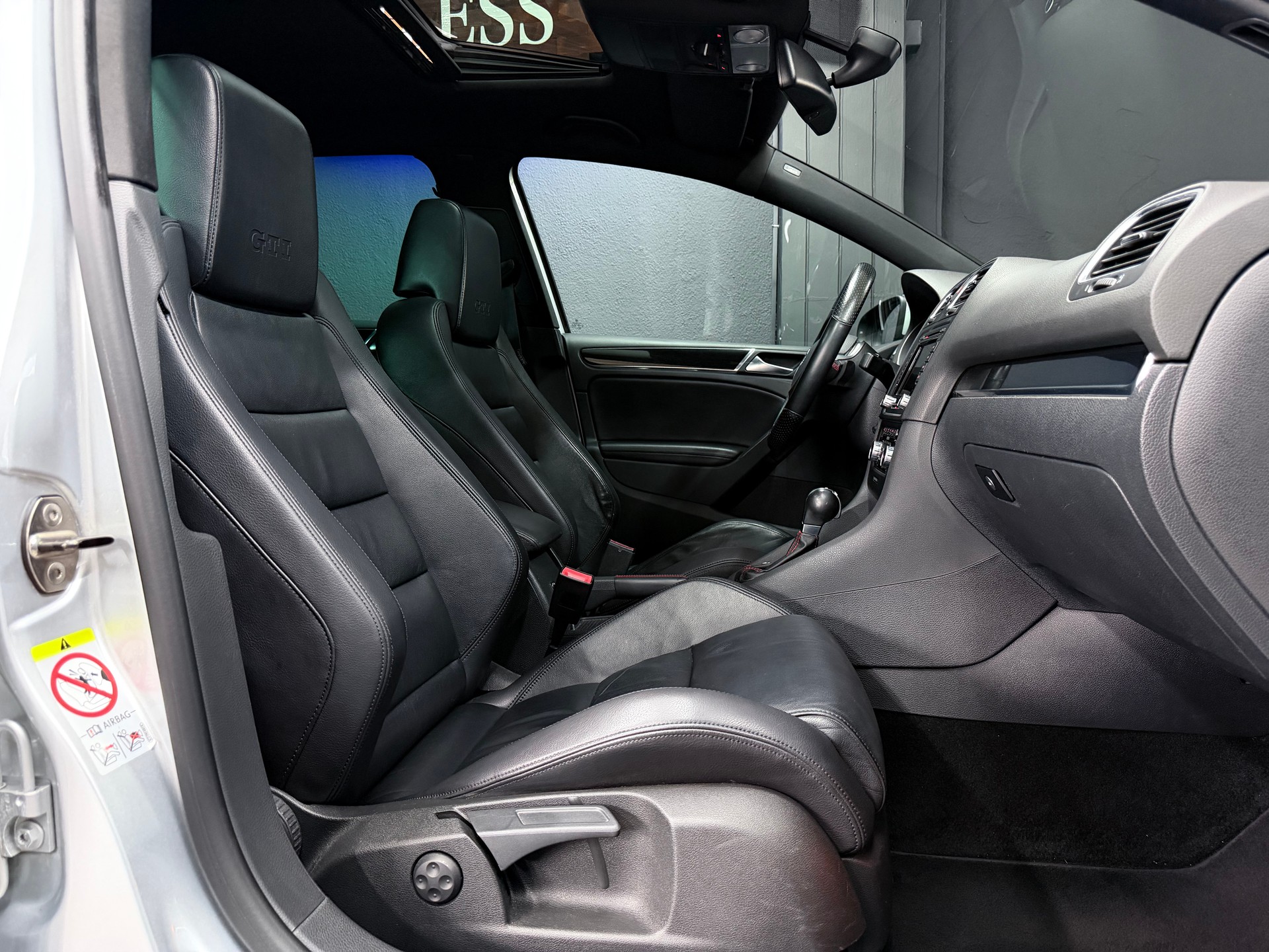 VW Golf 2.0 TSI GTI DSG-image-14