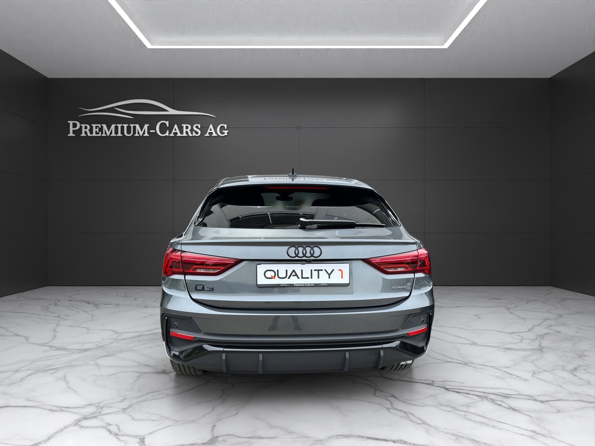 AUDI Q3 Sportback 40 TFSI S line quattro S-tronic-image-4
