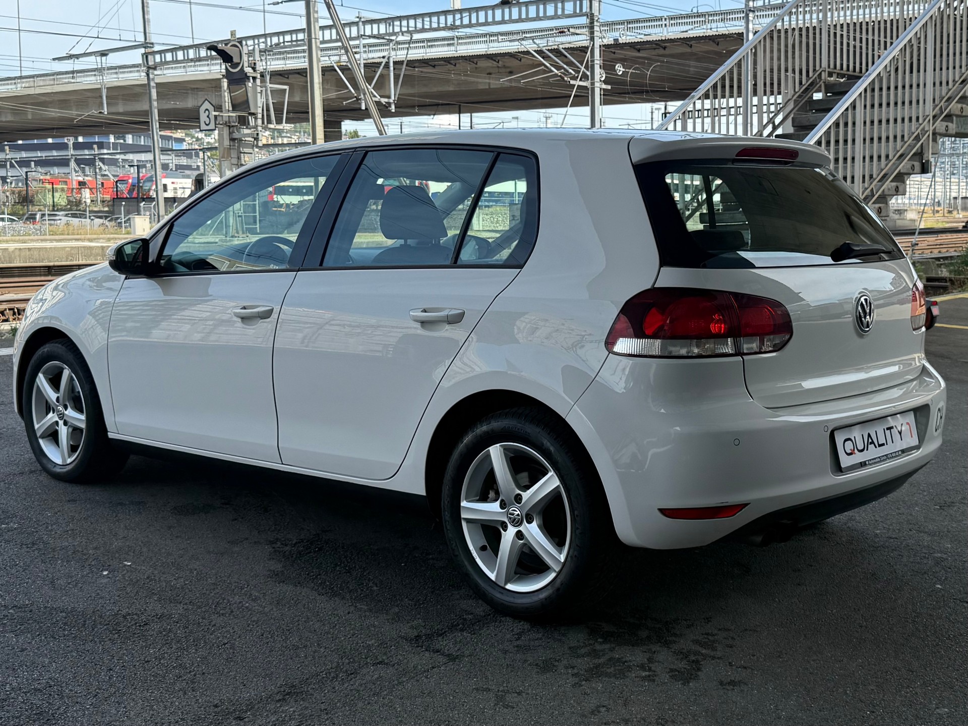 VW Golf 1.4 TSI Highline DSG-image-7