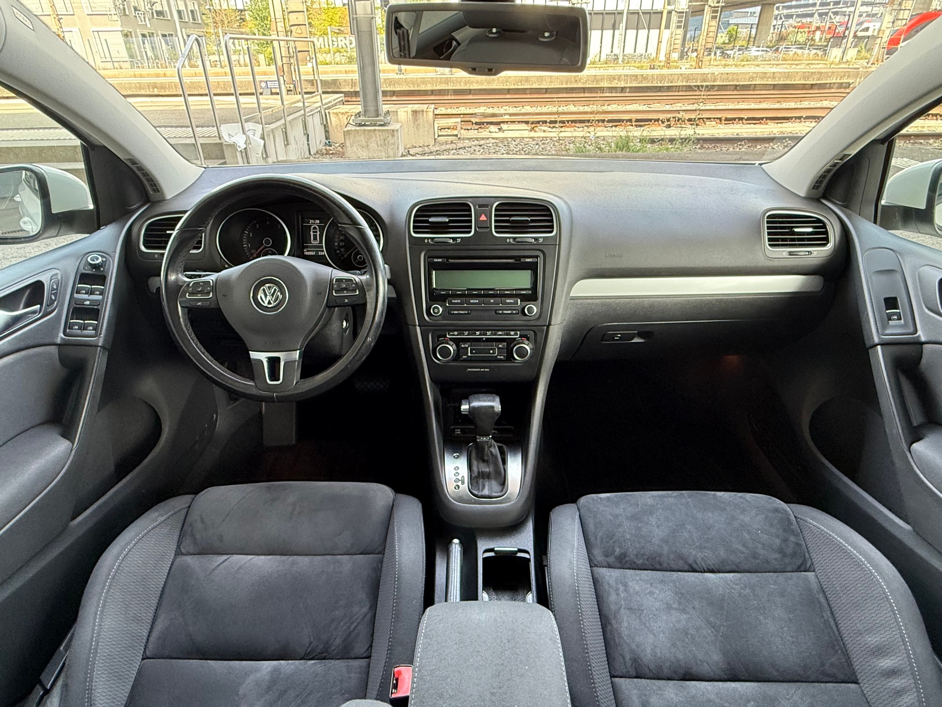 VW Golf 1.4 TSI Highline DSG-image-9
