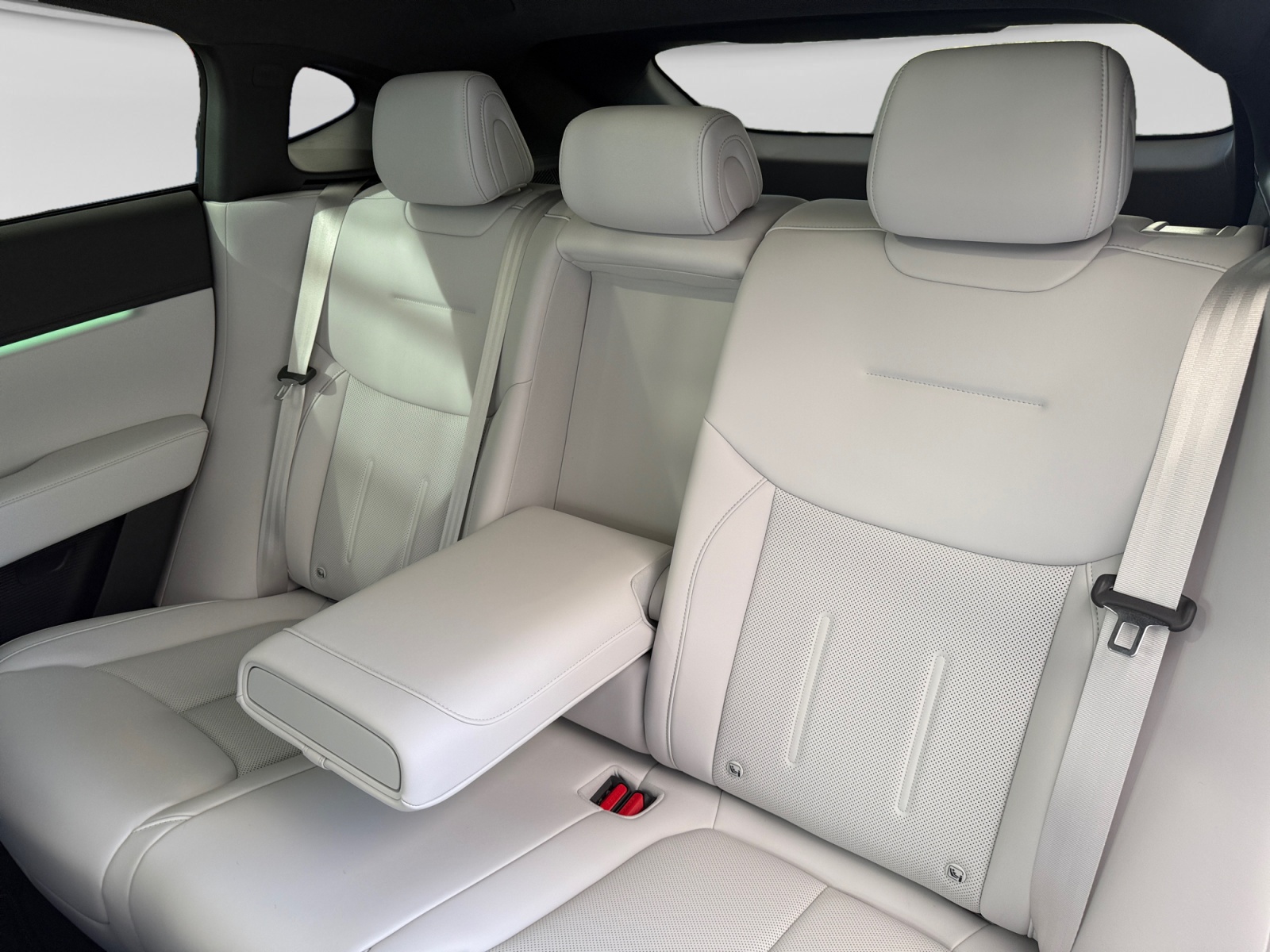 XPENG G6 Performance AWD mit AHK 80.8kWh-image-14