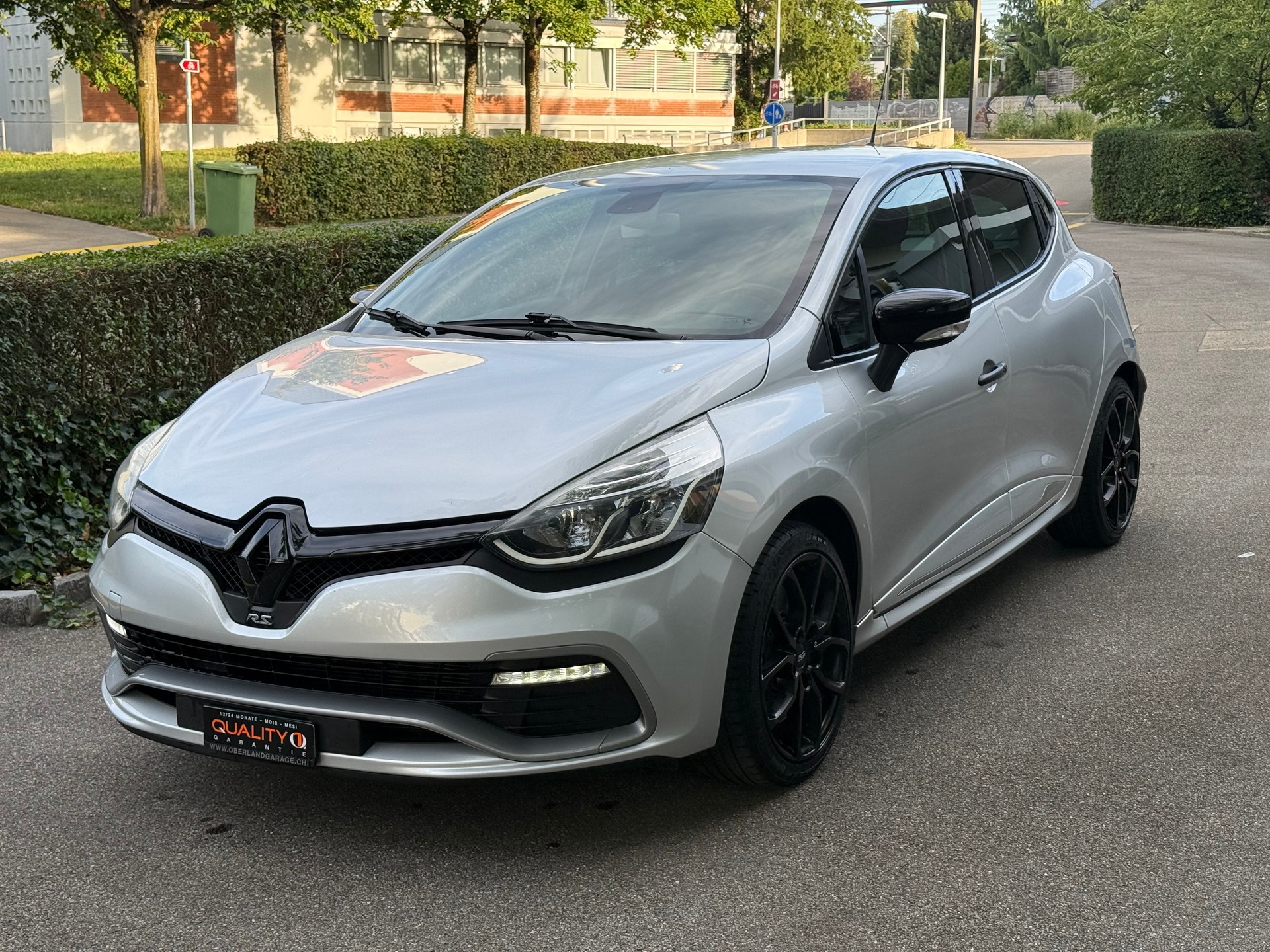 RENAULT Clio 1.6 T RS 200 EDC-image-1