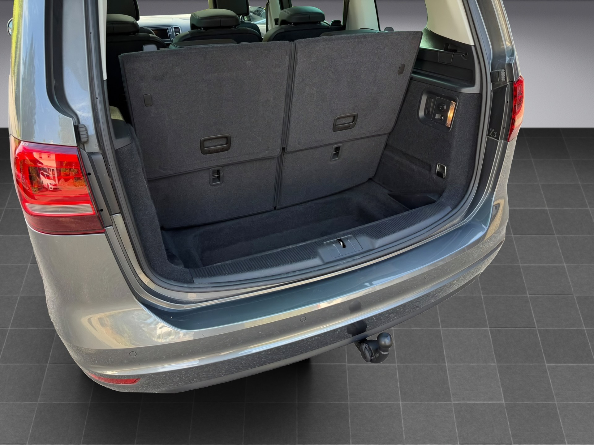 VW Sharan 2.0 TDI BMT Highline DSG * Facelift * 184PS * AHK * Panorama *-image-20