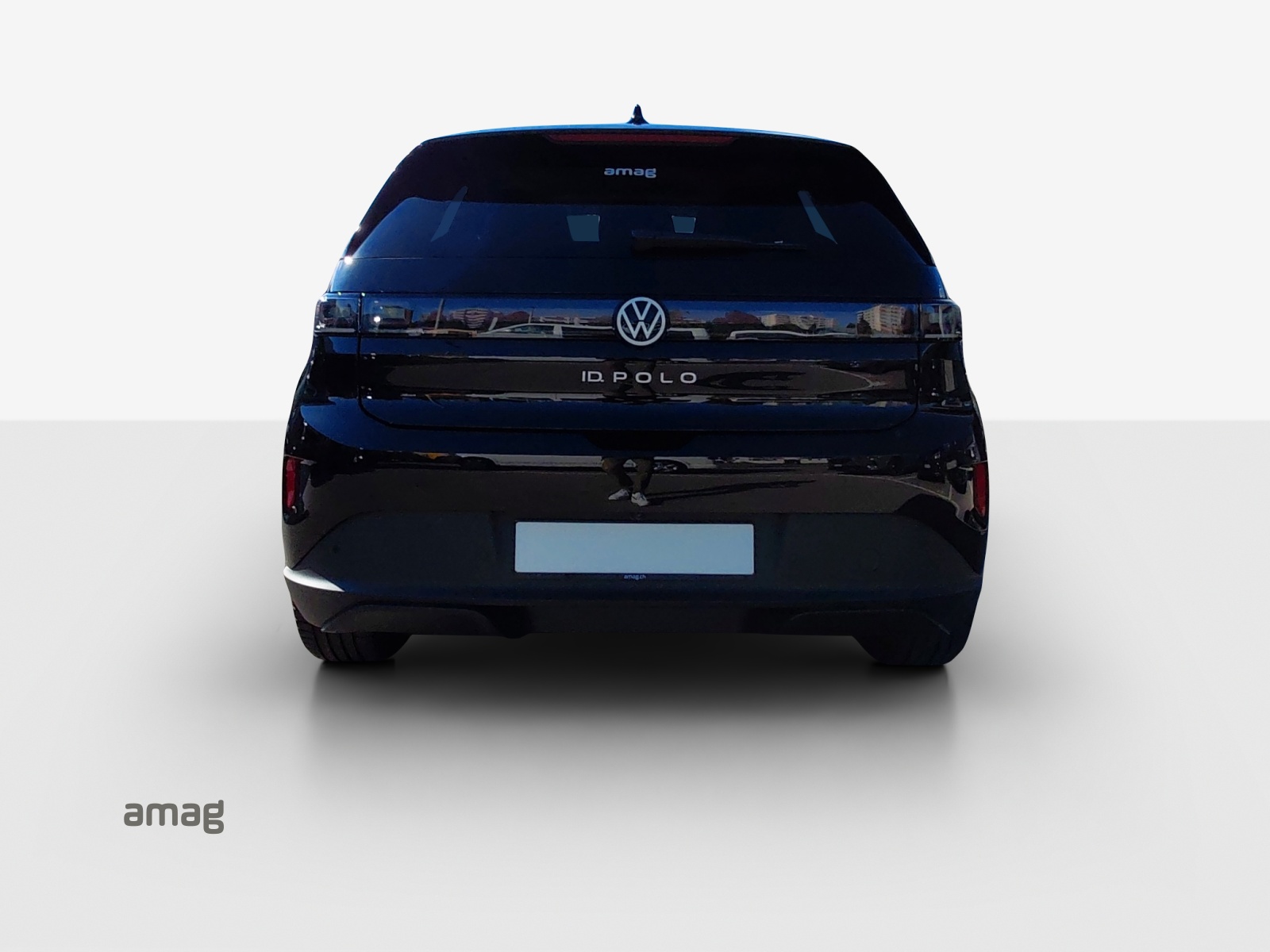 VW ID.Polo 52 kWh Life Edition One-image-3