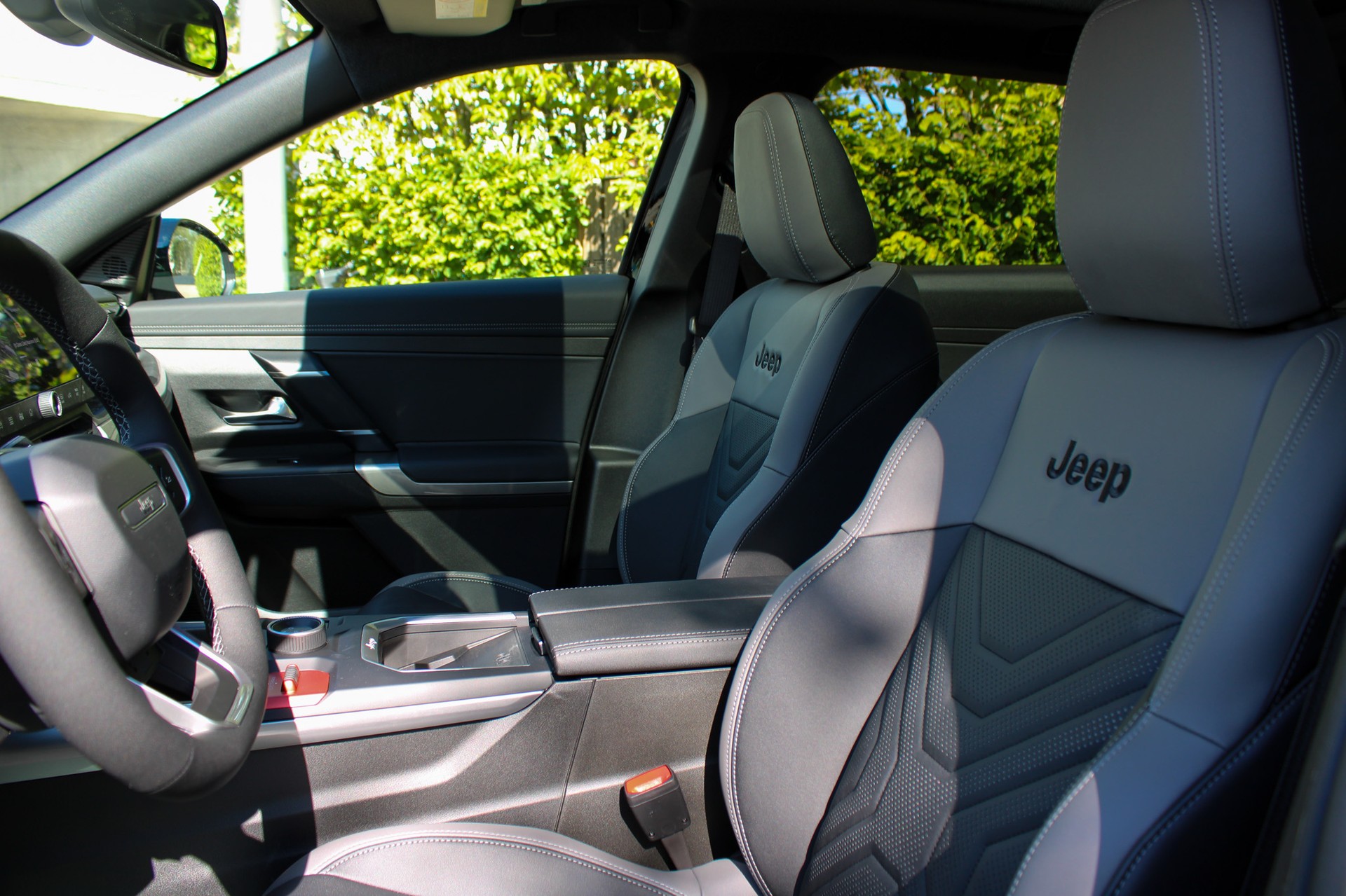 JEEP Compass 1.6 T PHEV Summit-image-10