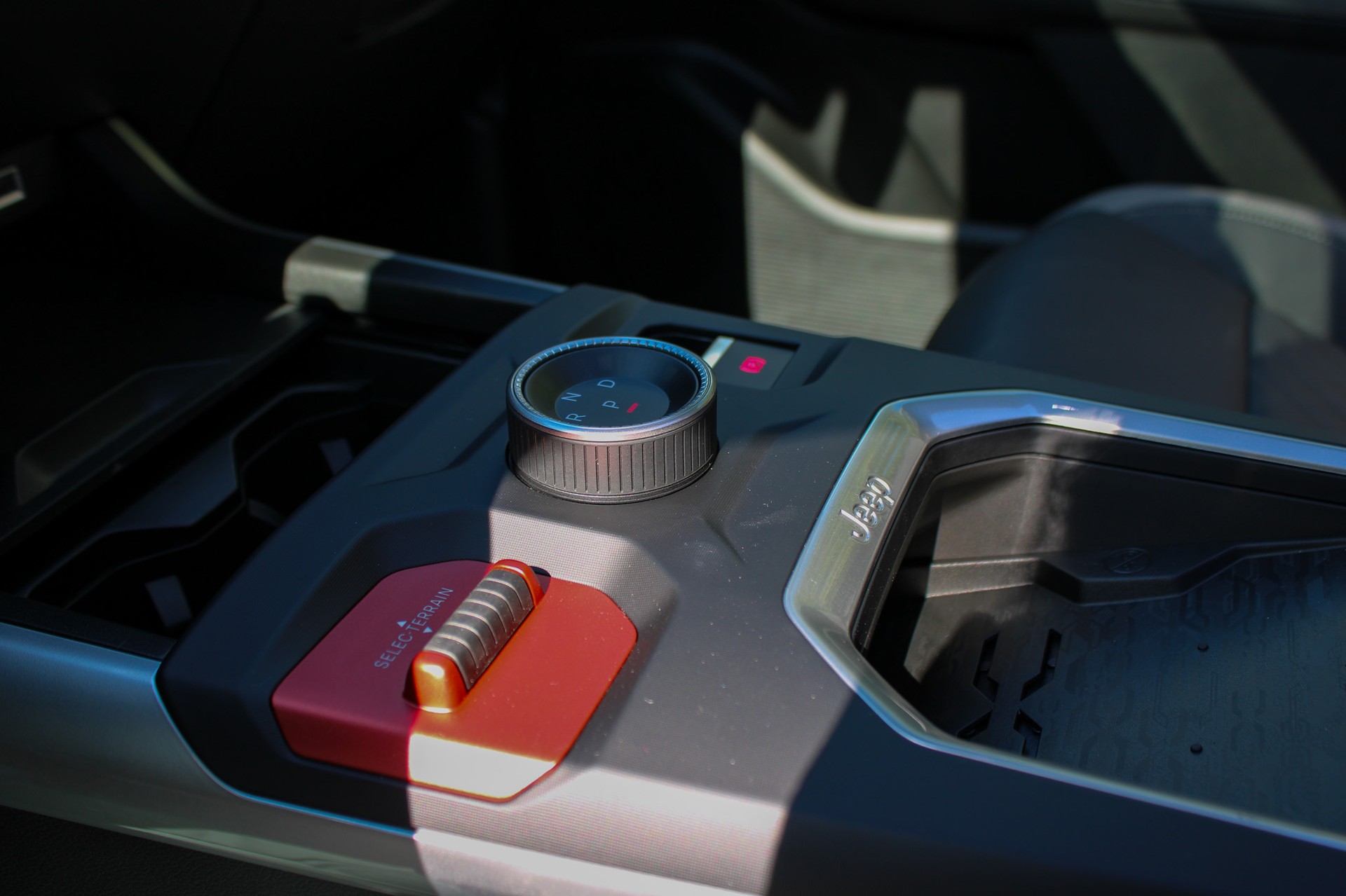 JEEP Compass 1.6 T PHEV Summit-image-12