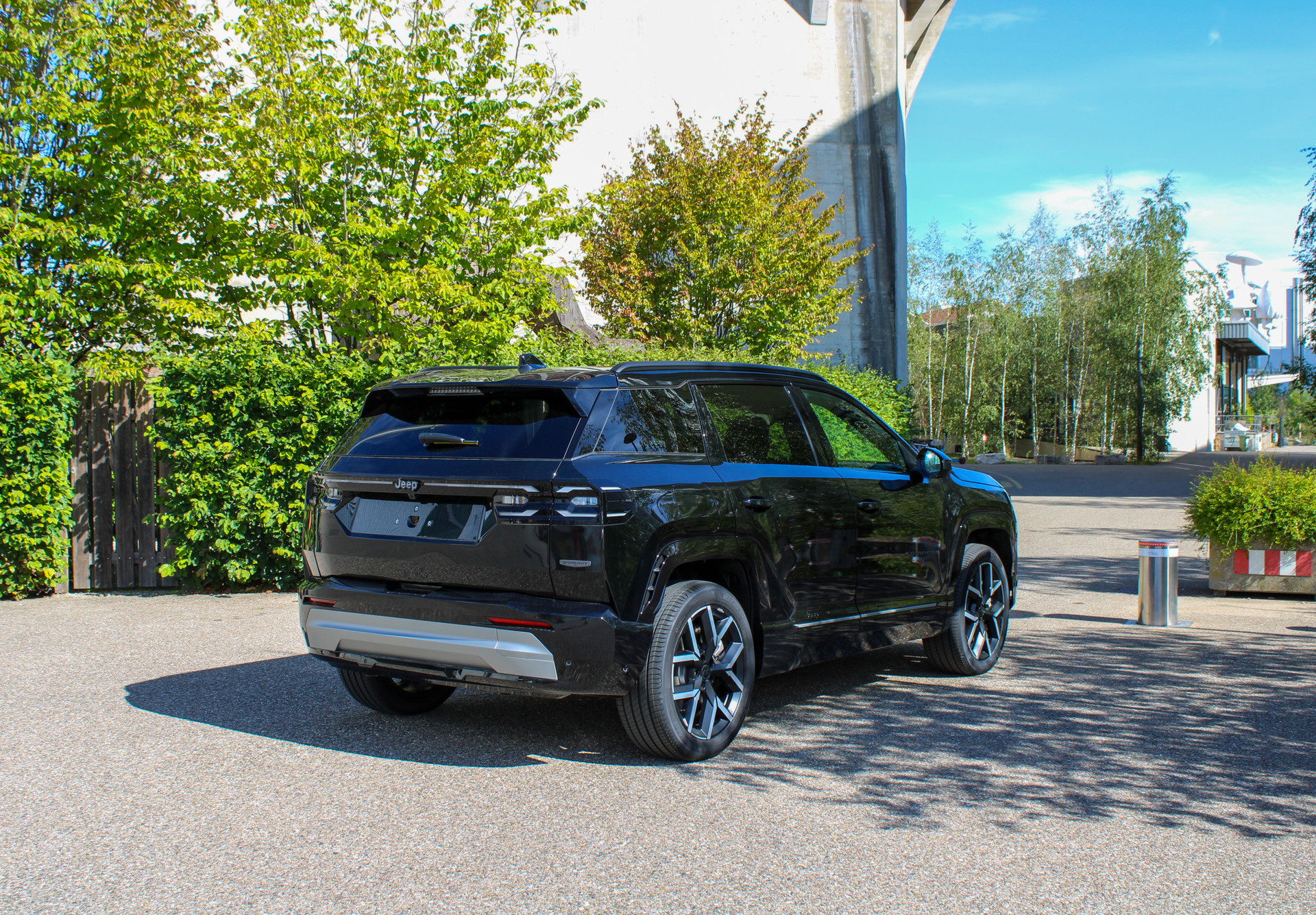 JEEP Compass 1.6 T PHEV Summit-image-4