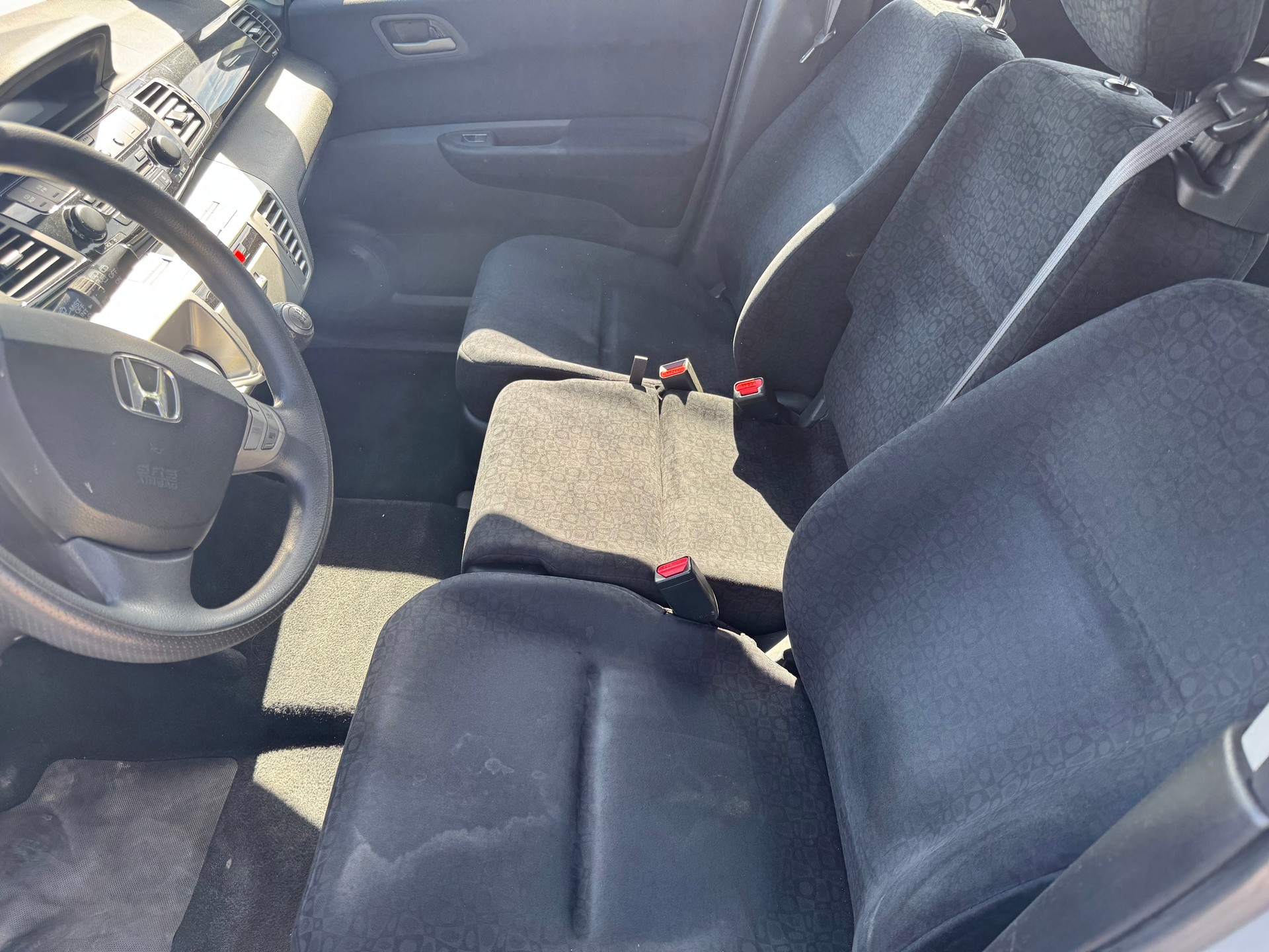 HONDA FR-V 2.2 i-CTDi Comfort-image-7