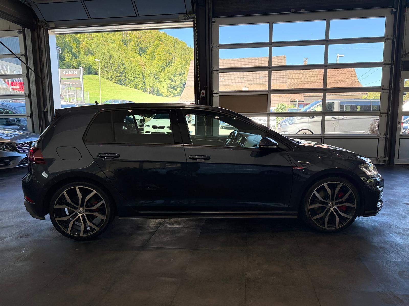 VW Golf 2.0 TSI GTI Performance DSG-image-5