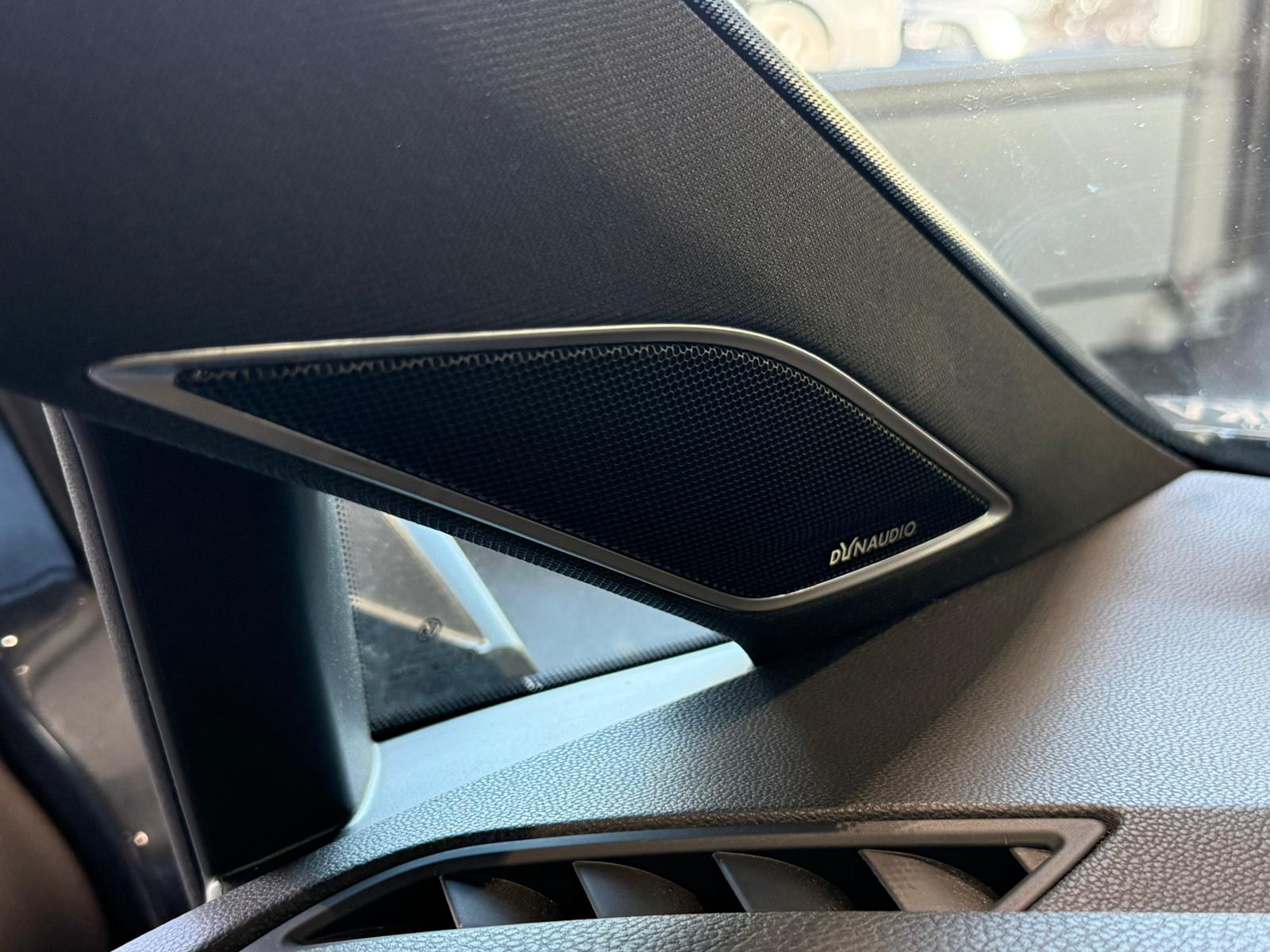 VW Golf 2.0 TSI GTI Performance DSG-image-17