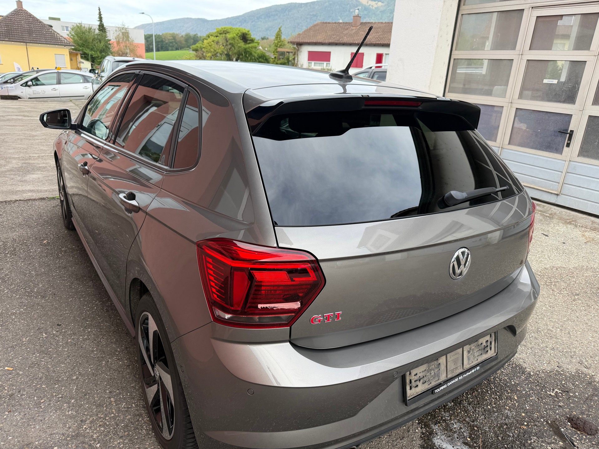 VW Polo 2.0 TSI GTI DSG-image-5