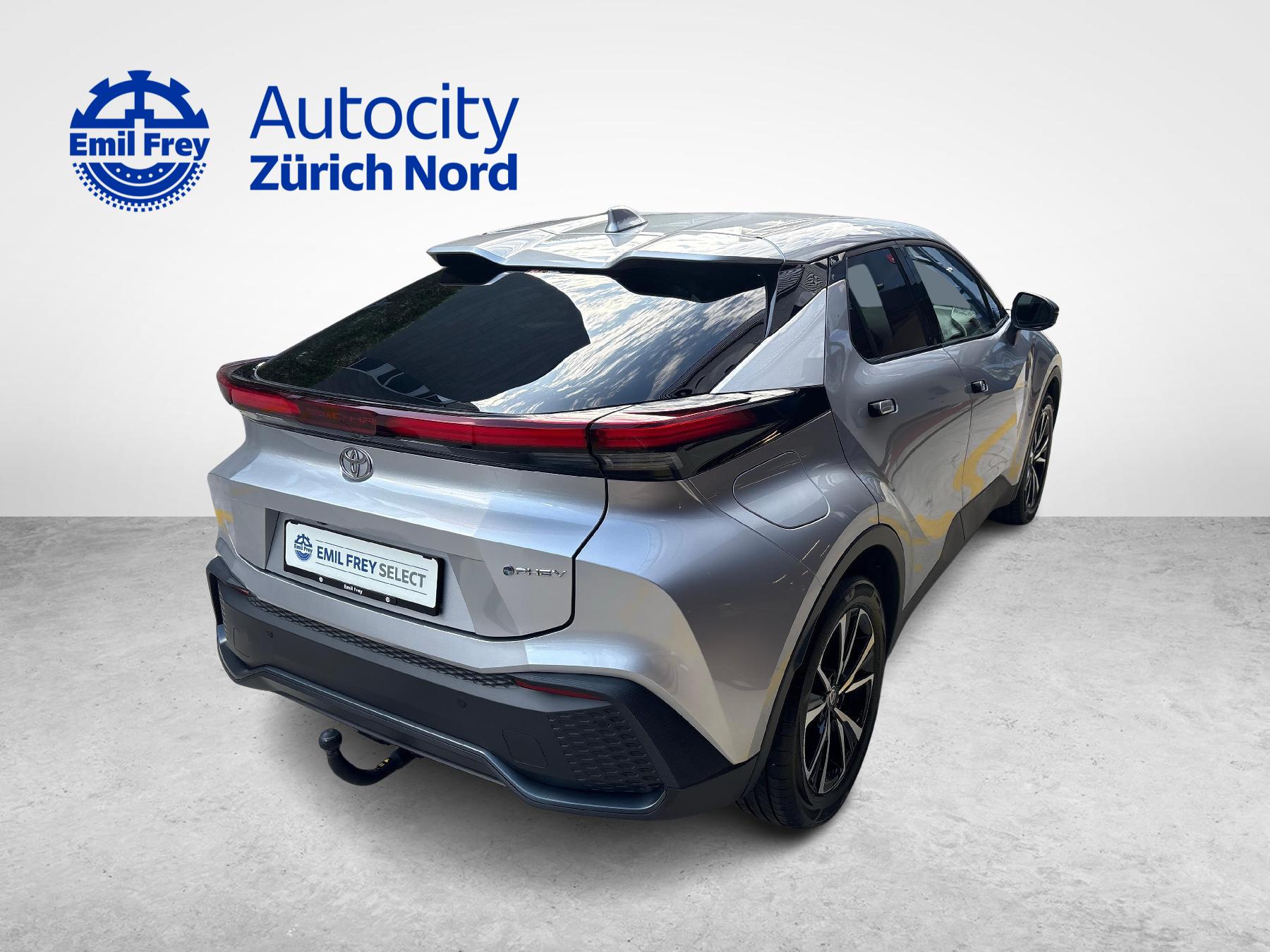 TOYOTA C-HR 2.0 PHEV Swiss Edition-image-4