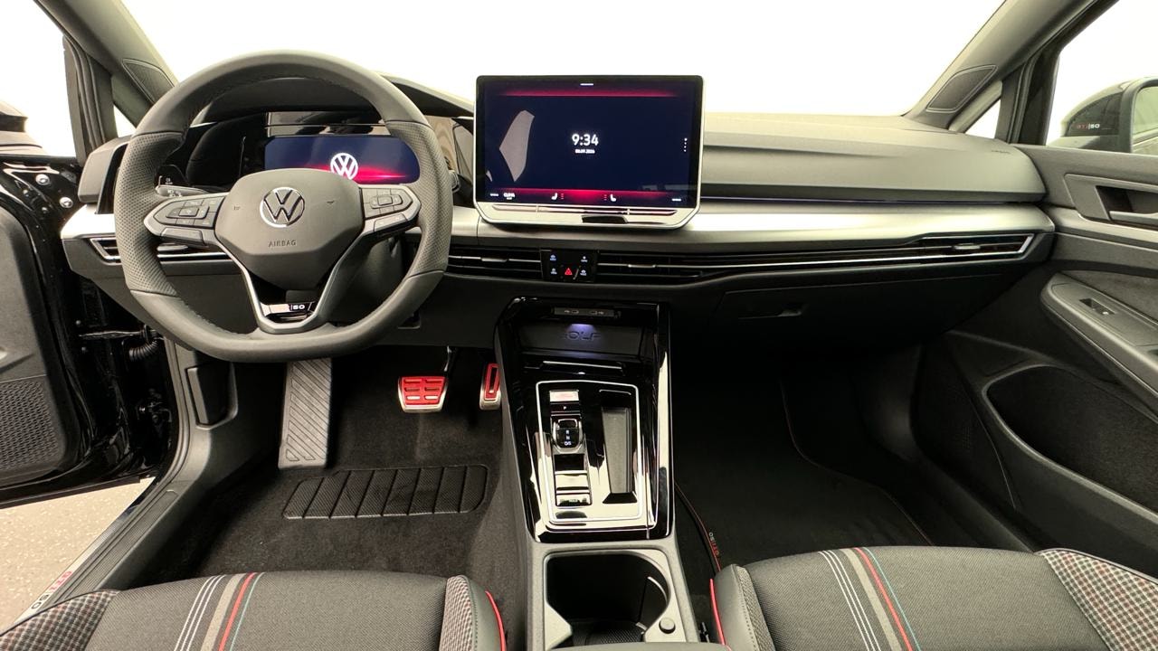 VW Golf 2.0 TSI GTI Edition 50 DSG-image-5