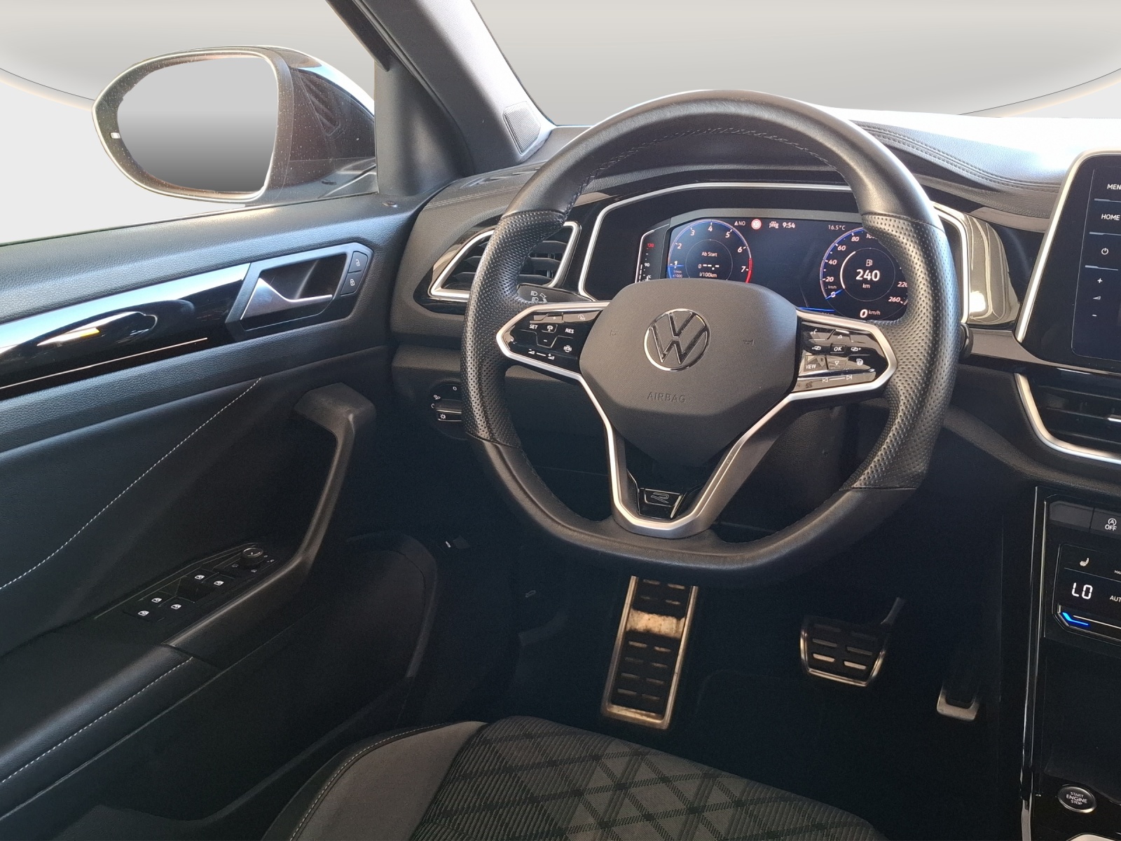 VW T-Roc 1.5 TSI EVO R-Line DSG-image-15