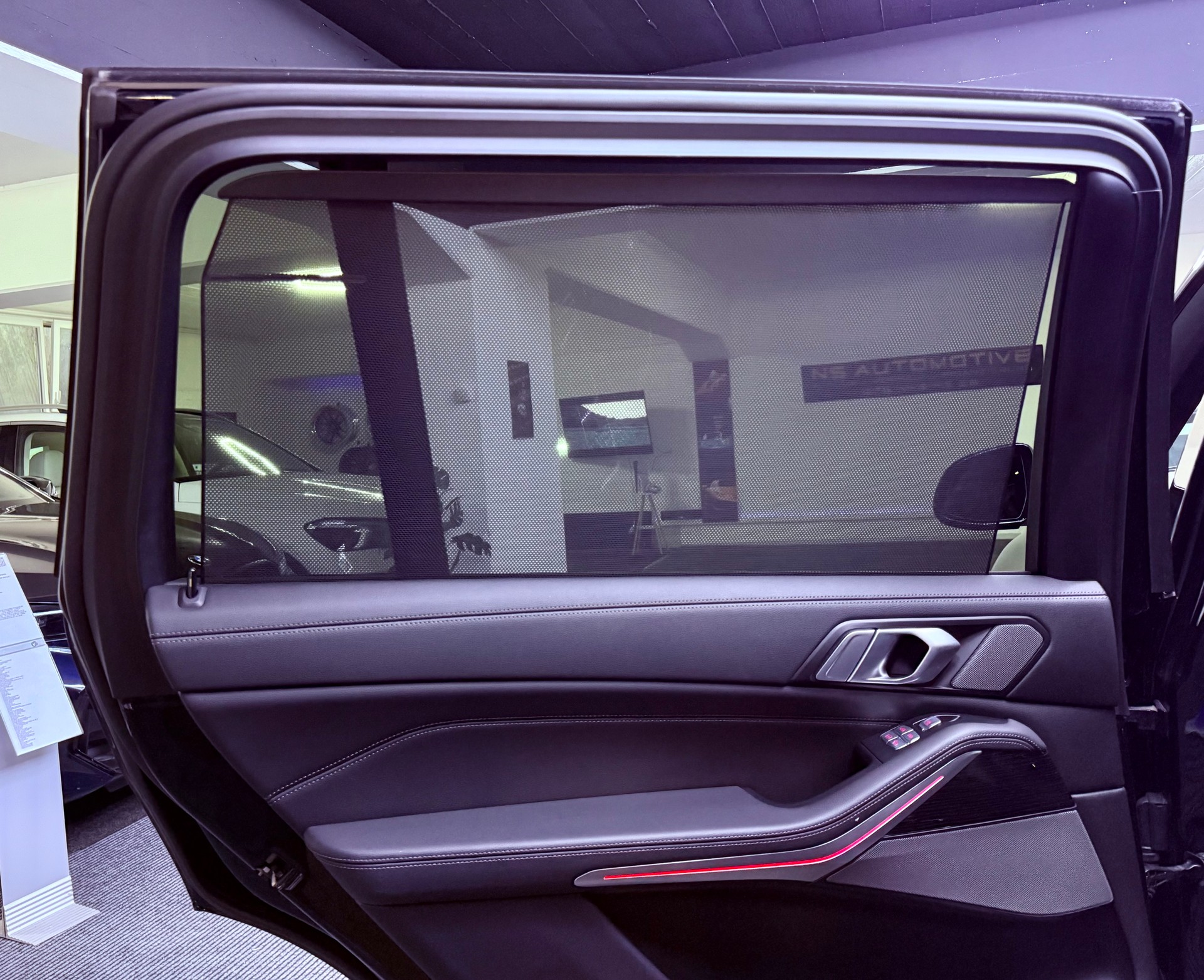 BMW X7 xDrive M50i Steptronic-image-23