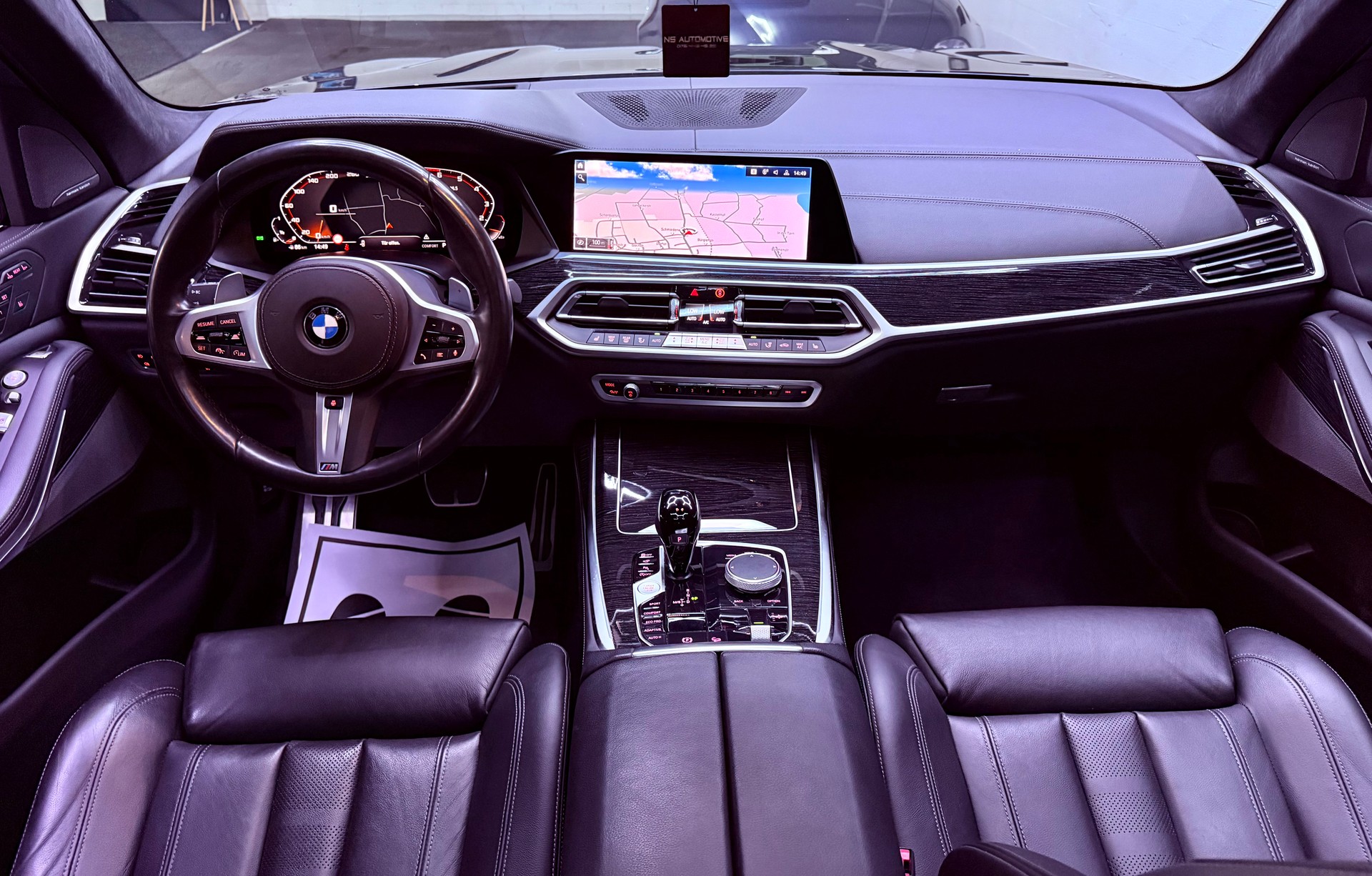 BMW X7 xDrive M50i Steptronic-image-10