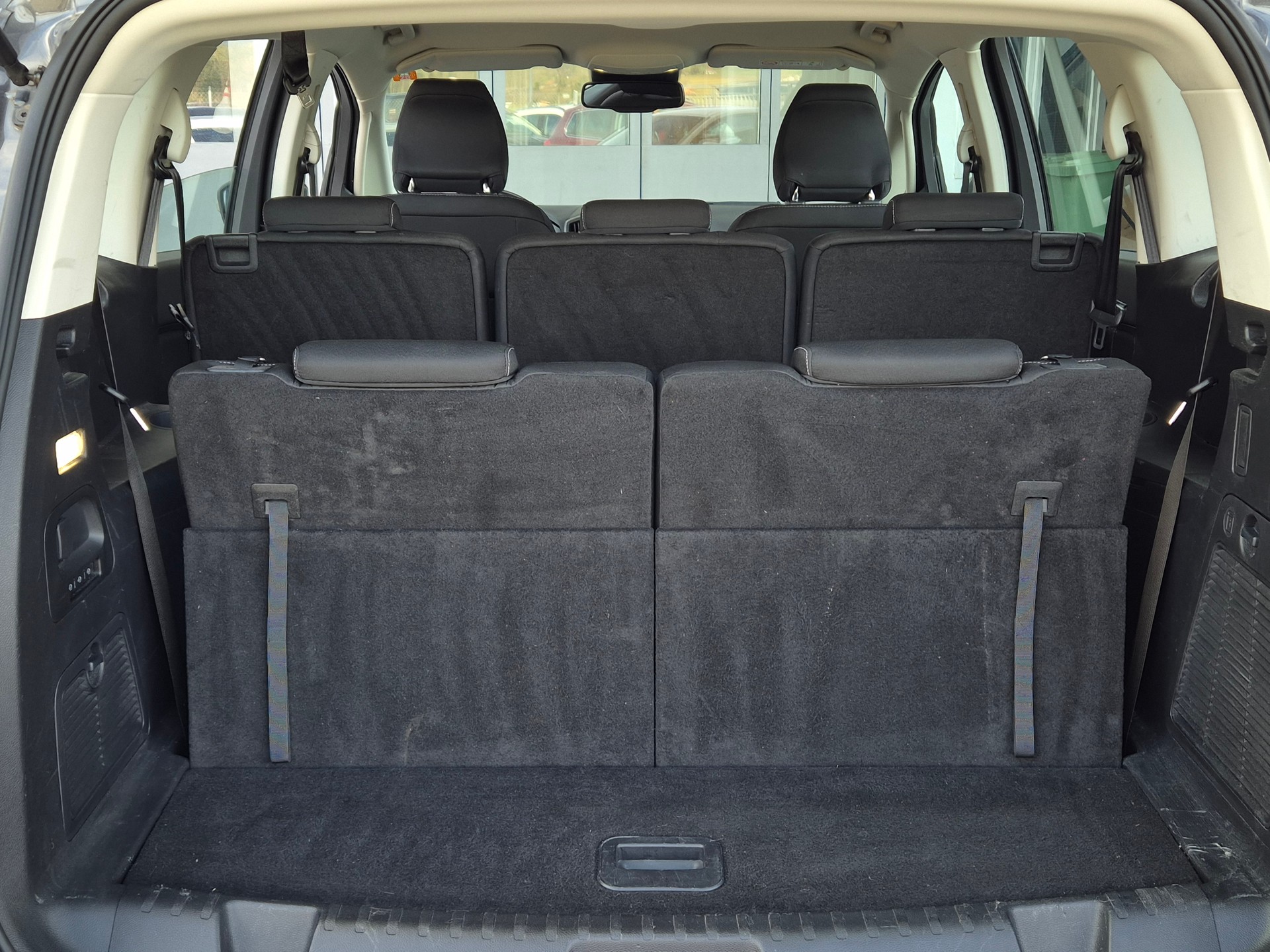FORD S-Max 2.5 FHEV Trend 7Pl-image-7
