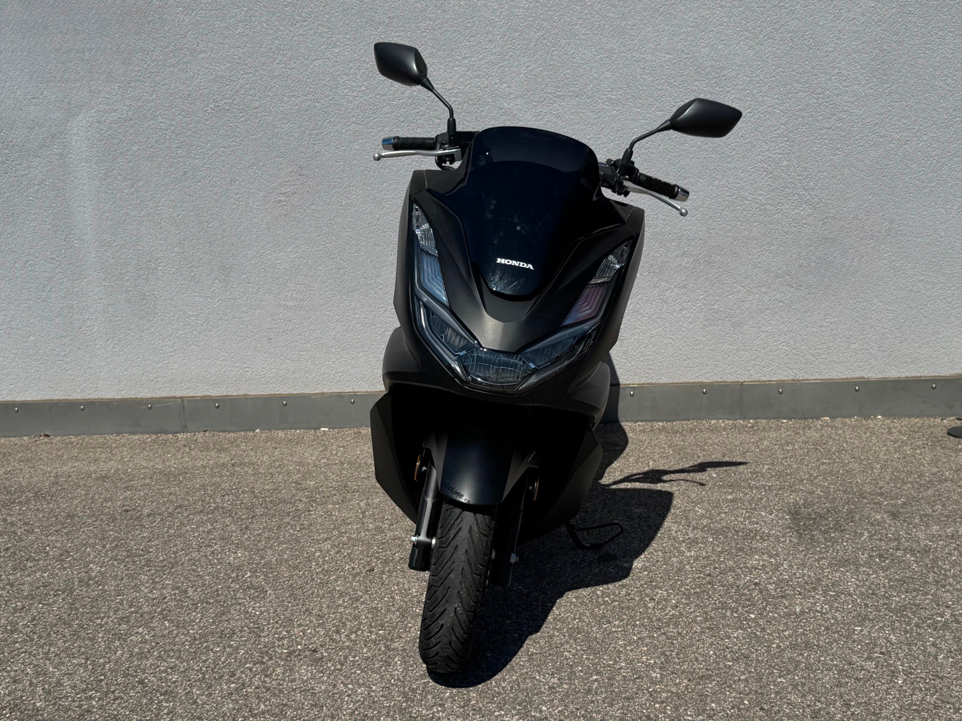 HONDA PCX 125 i ABS-showroom-element-3