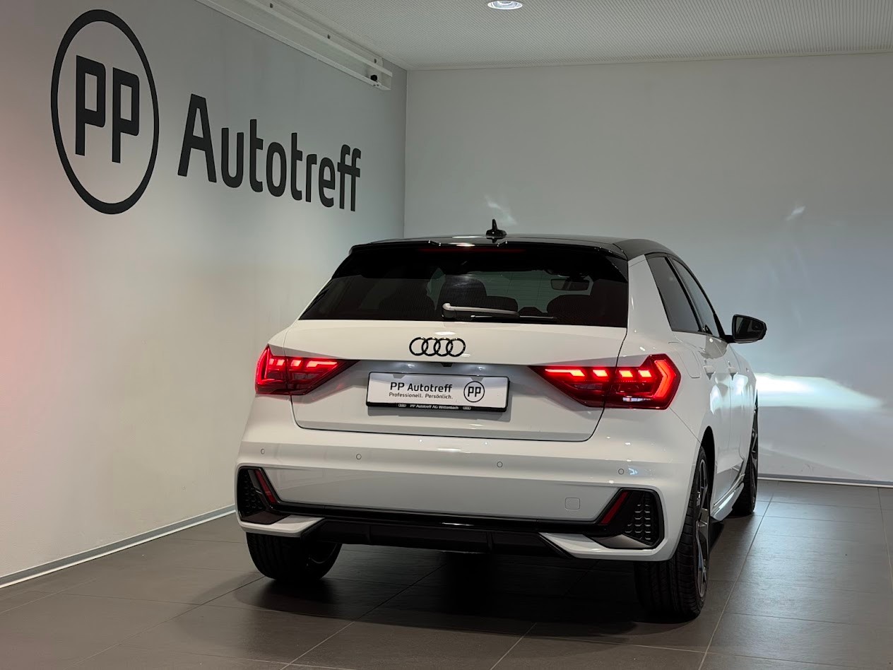 AUDI A1 Sportback 35 TFSI S Line S-tronic-image-13