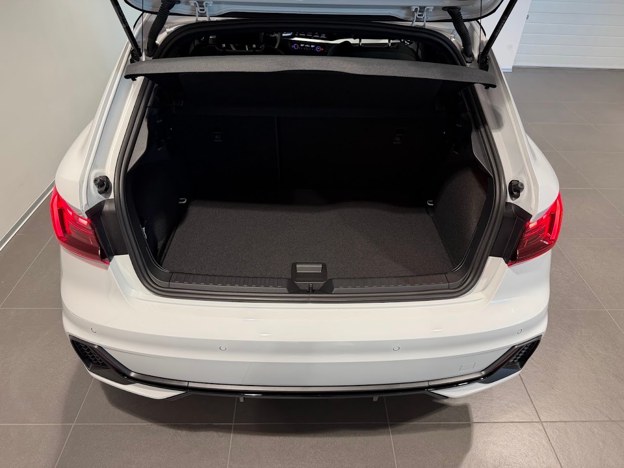 AUDI A1 Sportback 35 TFSI S Line S-tronic-image-12